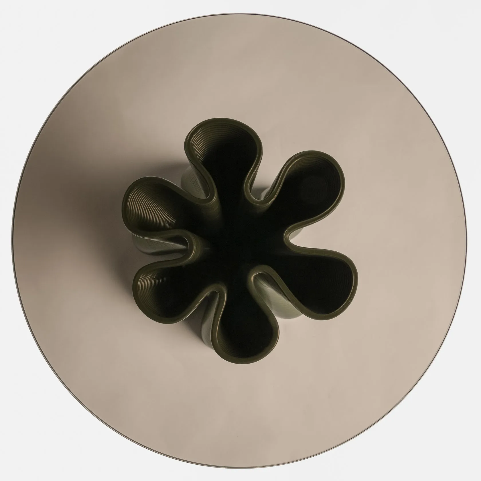 Anemone side table Ø50 cm, Olive Ekbacken Studios