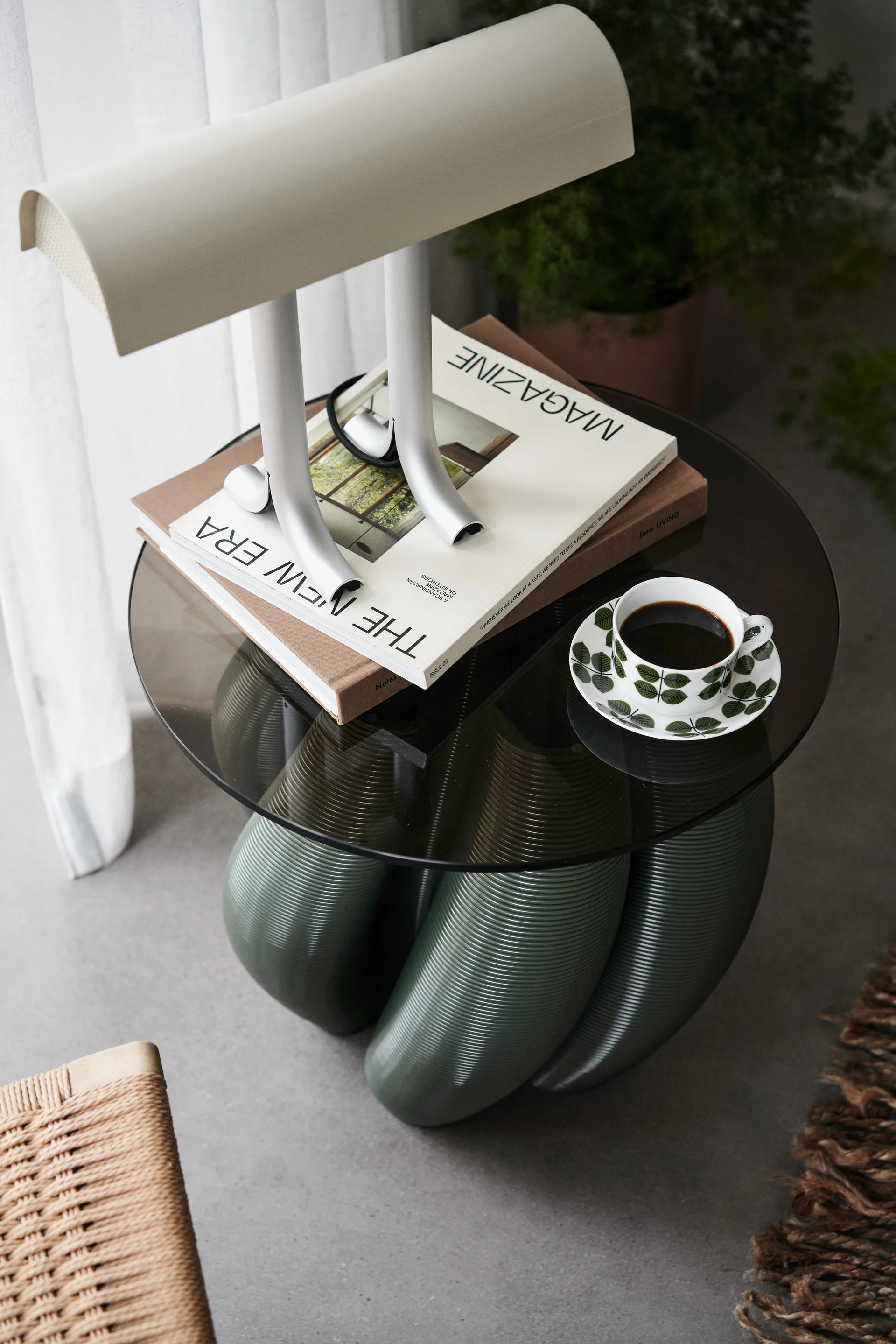 Water lily side table Ø50 cm, Olive Ekbacken Studios