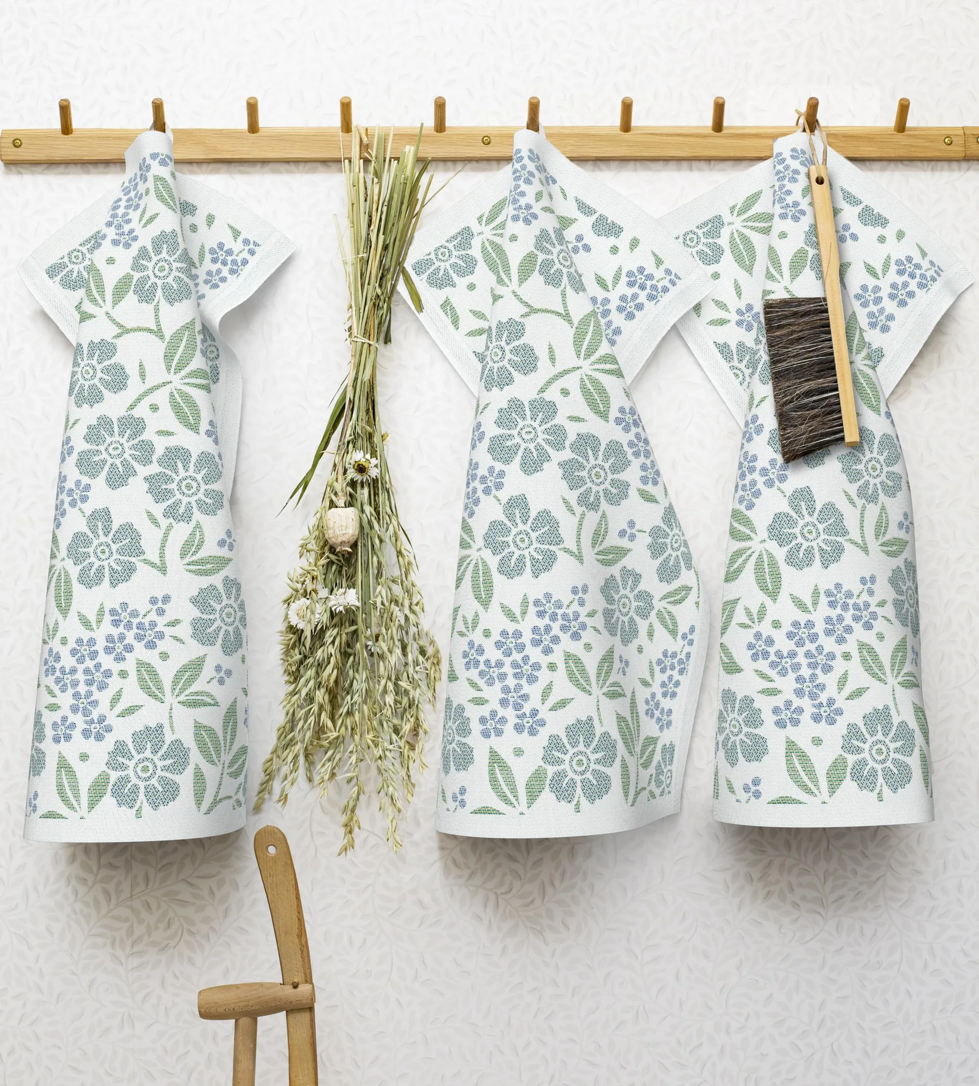 Förgätmigej kitchen towel 35x50 cm, Light blue Ekelund Linneväveri