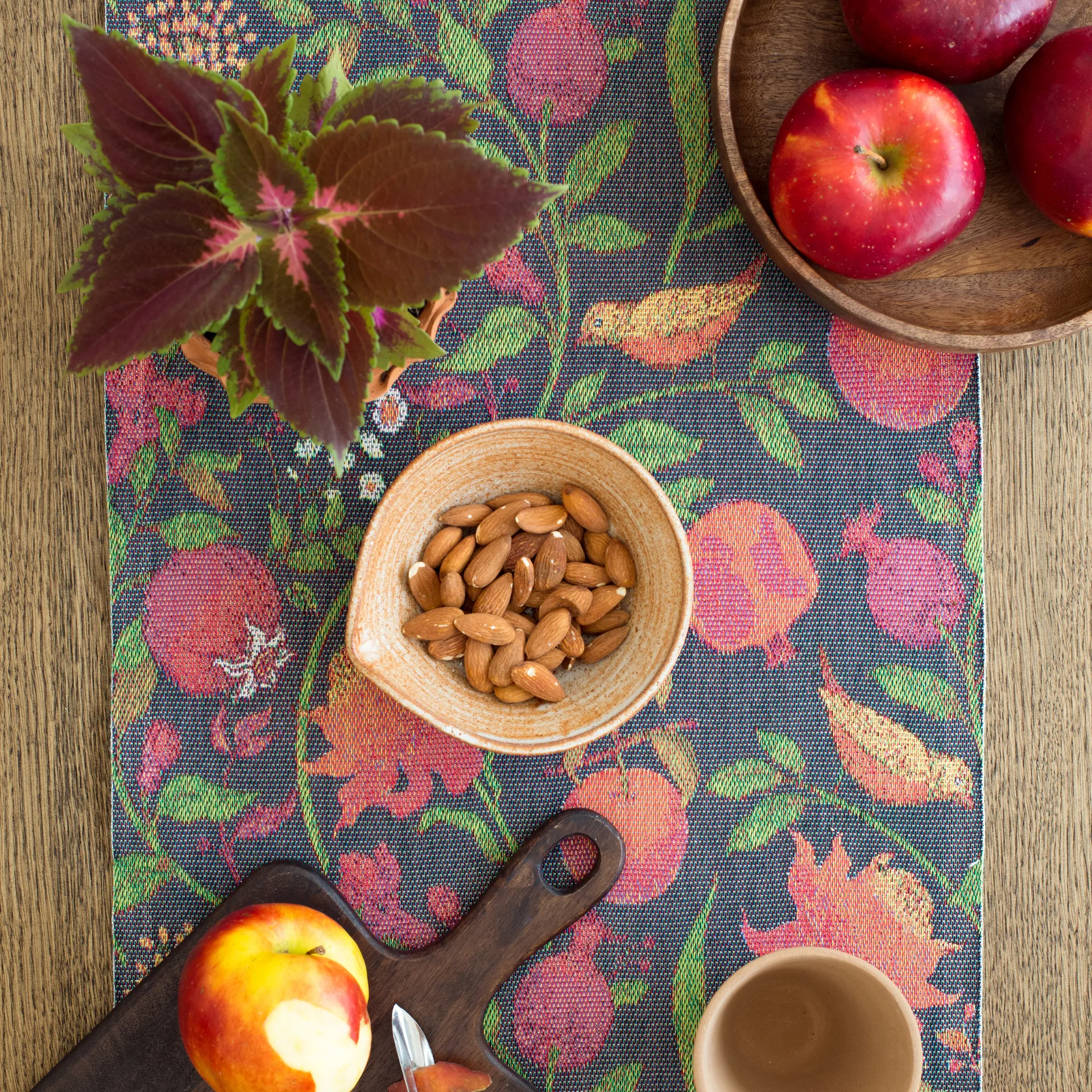 Fruktrik table runner 35x120 cm, multi Ekelund Linneväveri