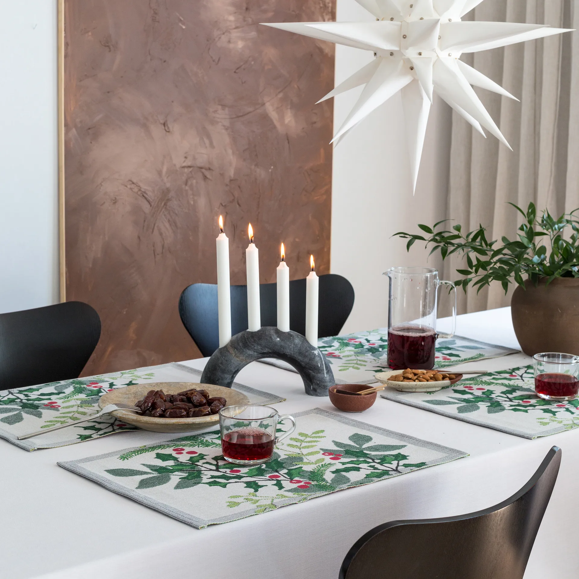 Julia placemat 35x48 cm, white-green Ekelund Linneväveri