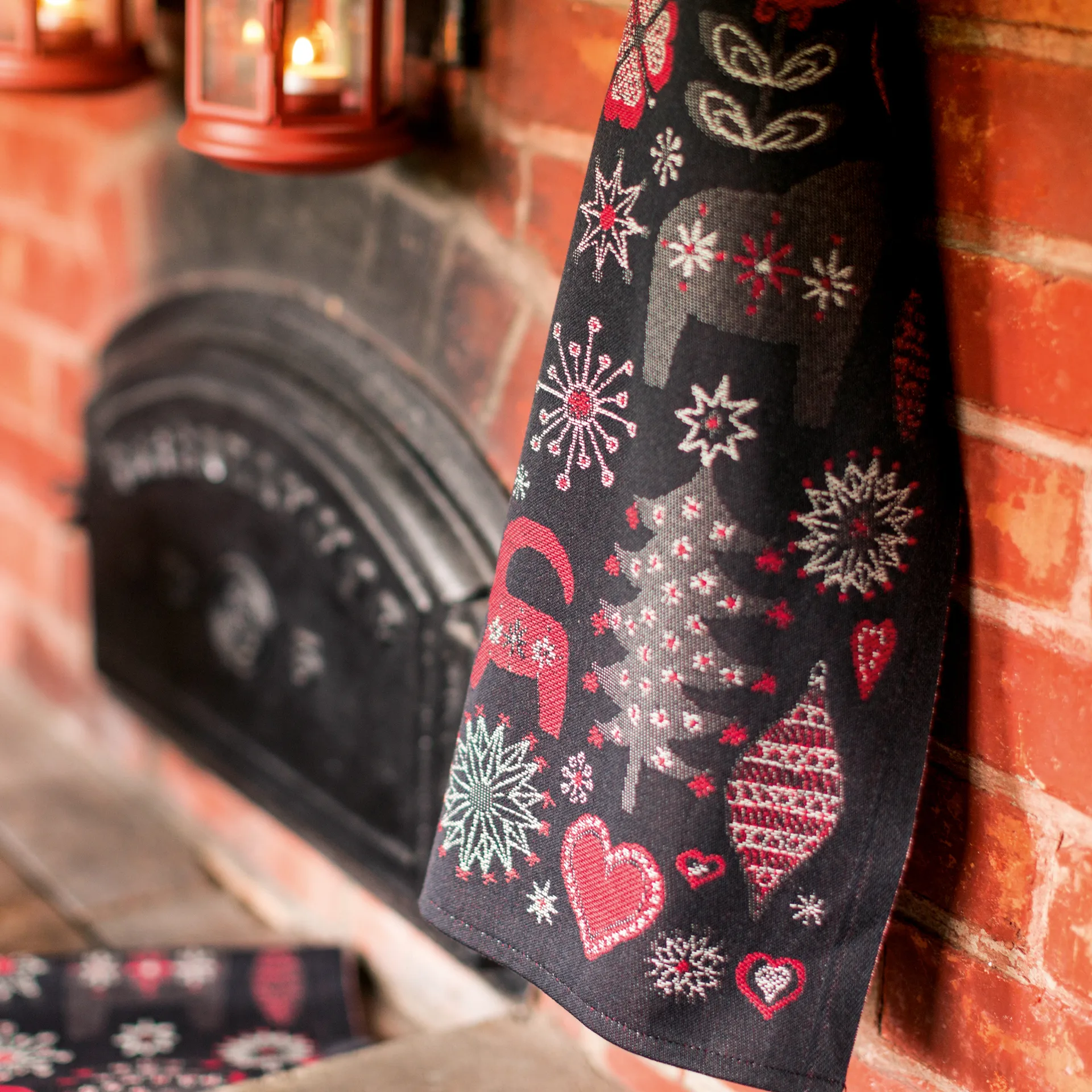Julnatt kitchen towel, black Ekelund Linneväveri