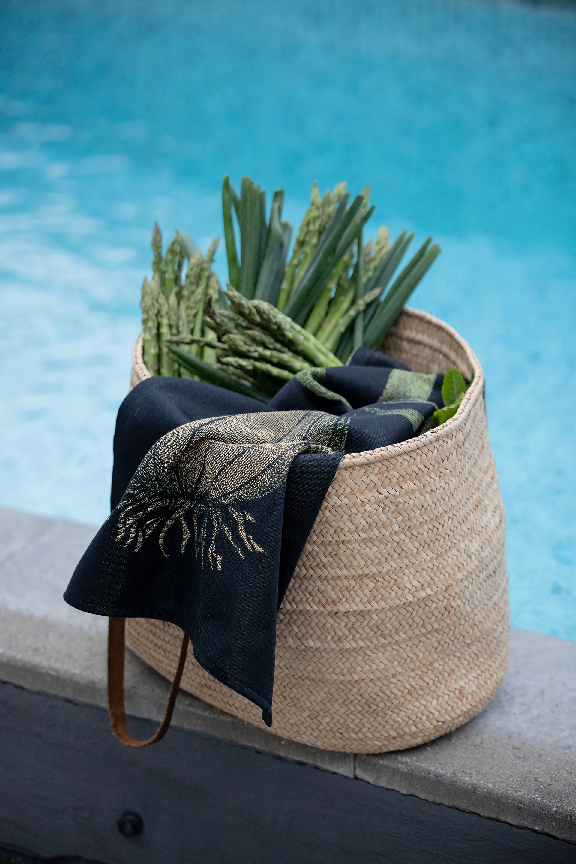 Lök kitchen towel 48x70 cm, Black-dark yellow Ekelund Linneväveri