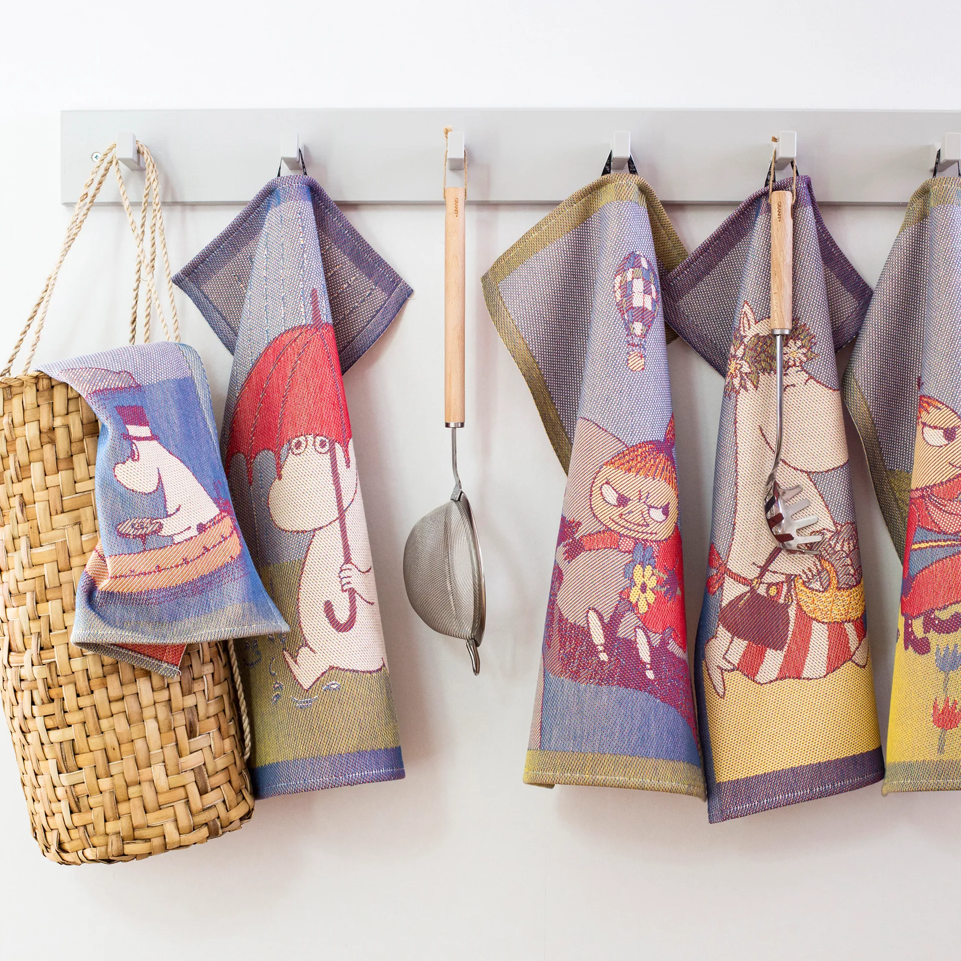 Mumin kitchen towel 35x50 cm, rain Ekelund Linneväveri