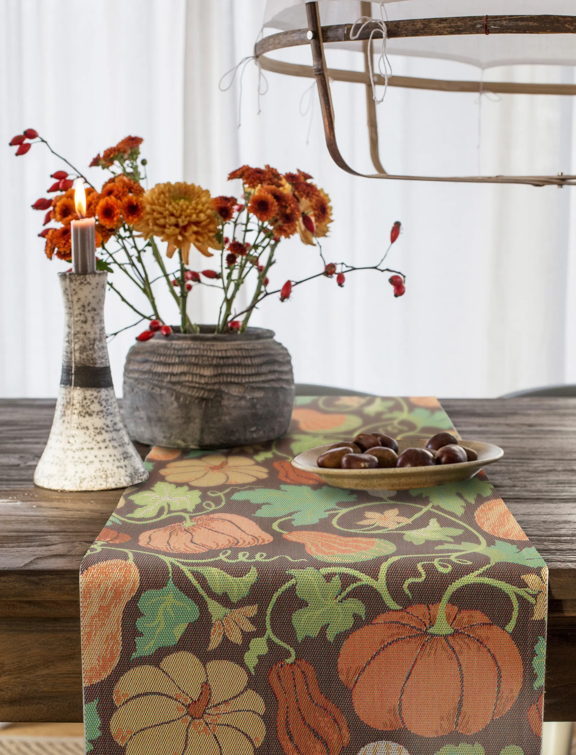 Plenty of pumpkin runner, 35x120 cm Ekelund Linneväveri