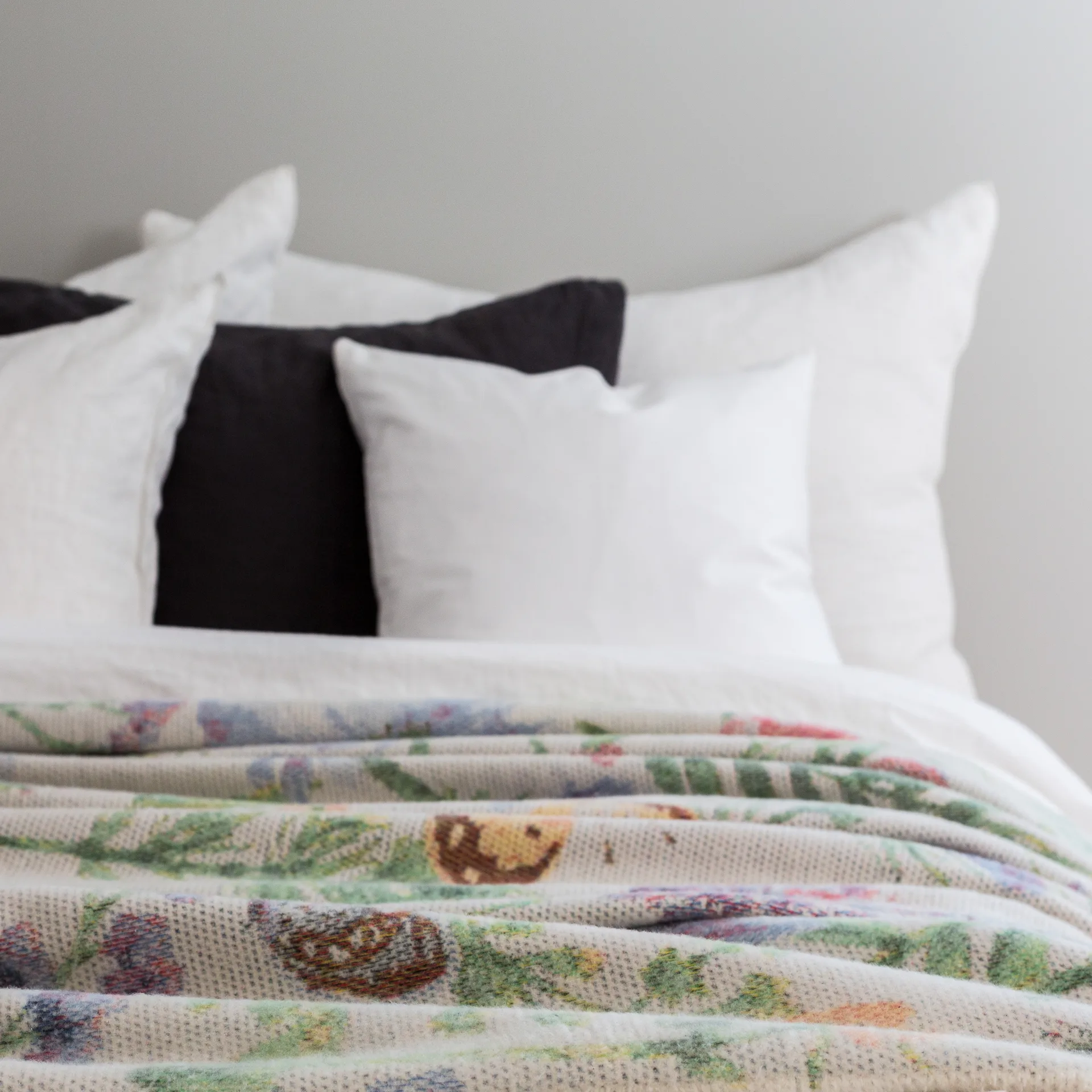 Selma cotton throw 140x170 cm, Multi Ekelund Linneväveri