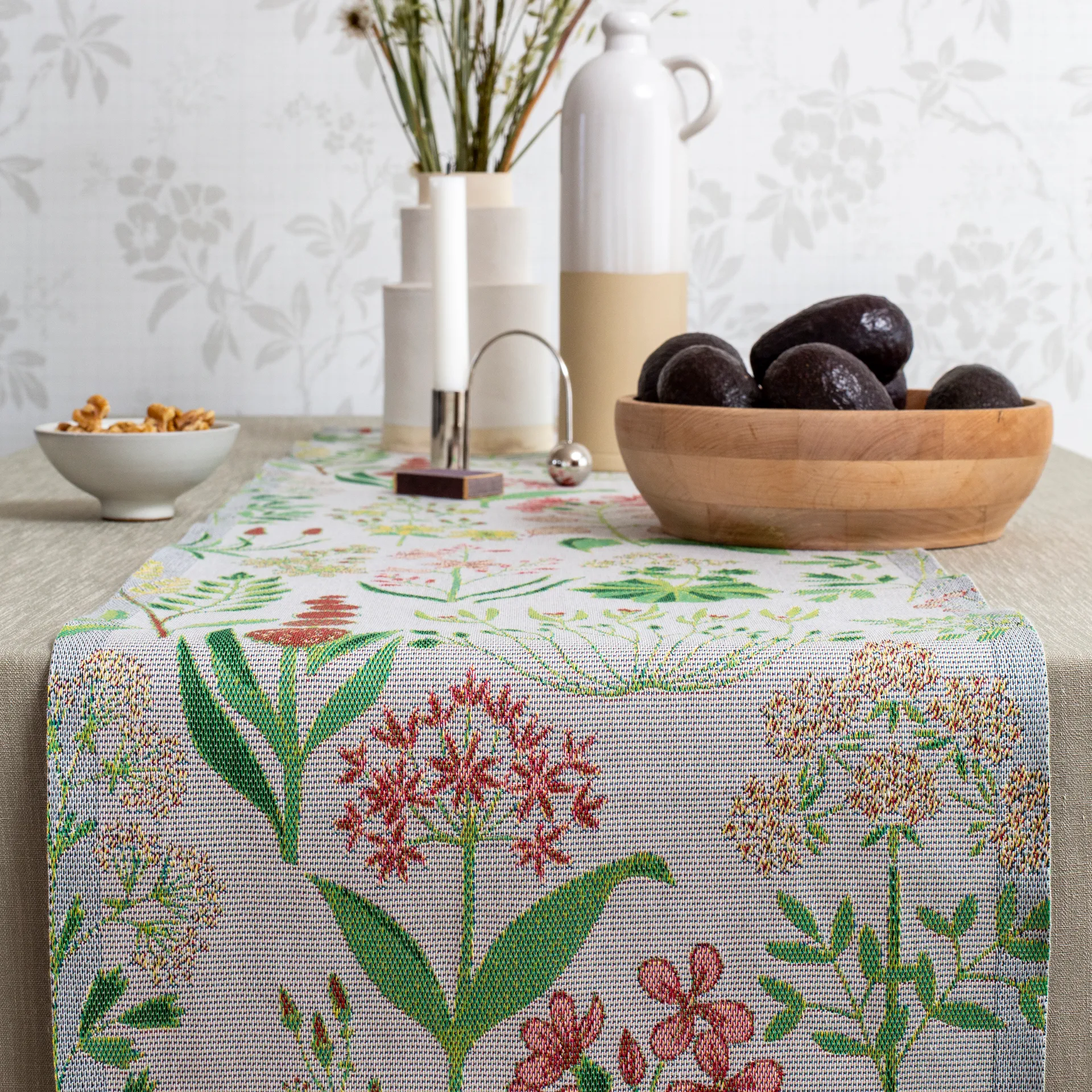 Sommar table runner 35x120 cm, meadow Ekelund Linneväveri