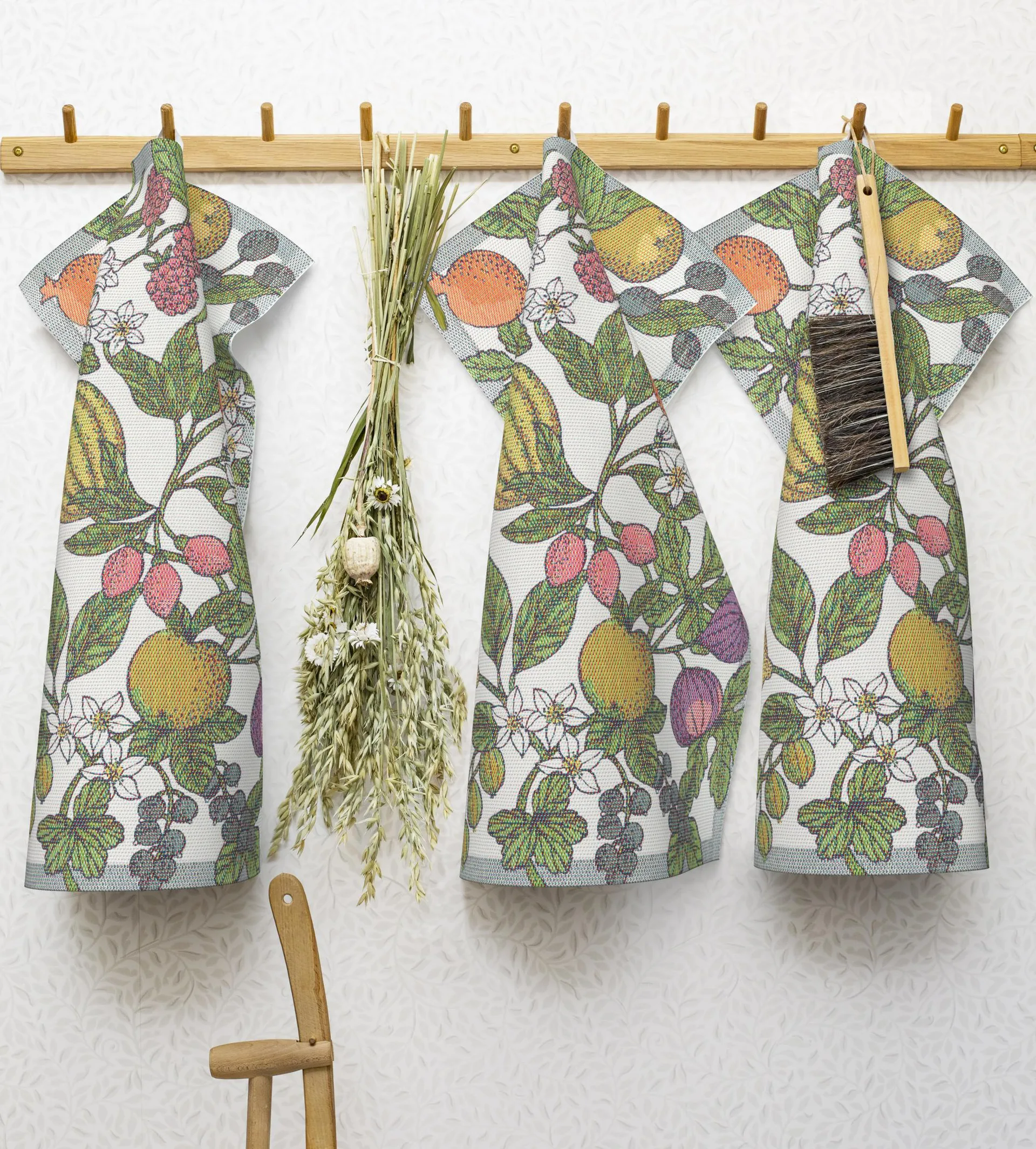 Sommarfrukt kitchen towel, 40x60 cm Ekelund Linneväveri