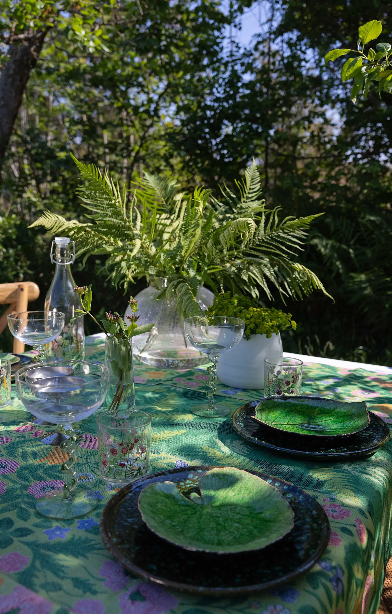 Vildblommor kitchen towel 35x50 cm, Green Ekelund Linneväveri