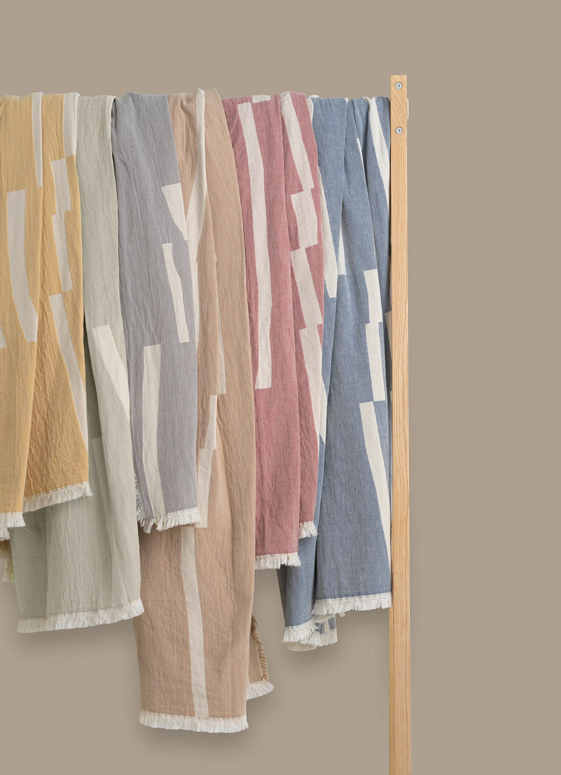 Lyme Grass throw 130x180 cm, beige Elvang Denmark