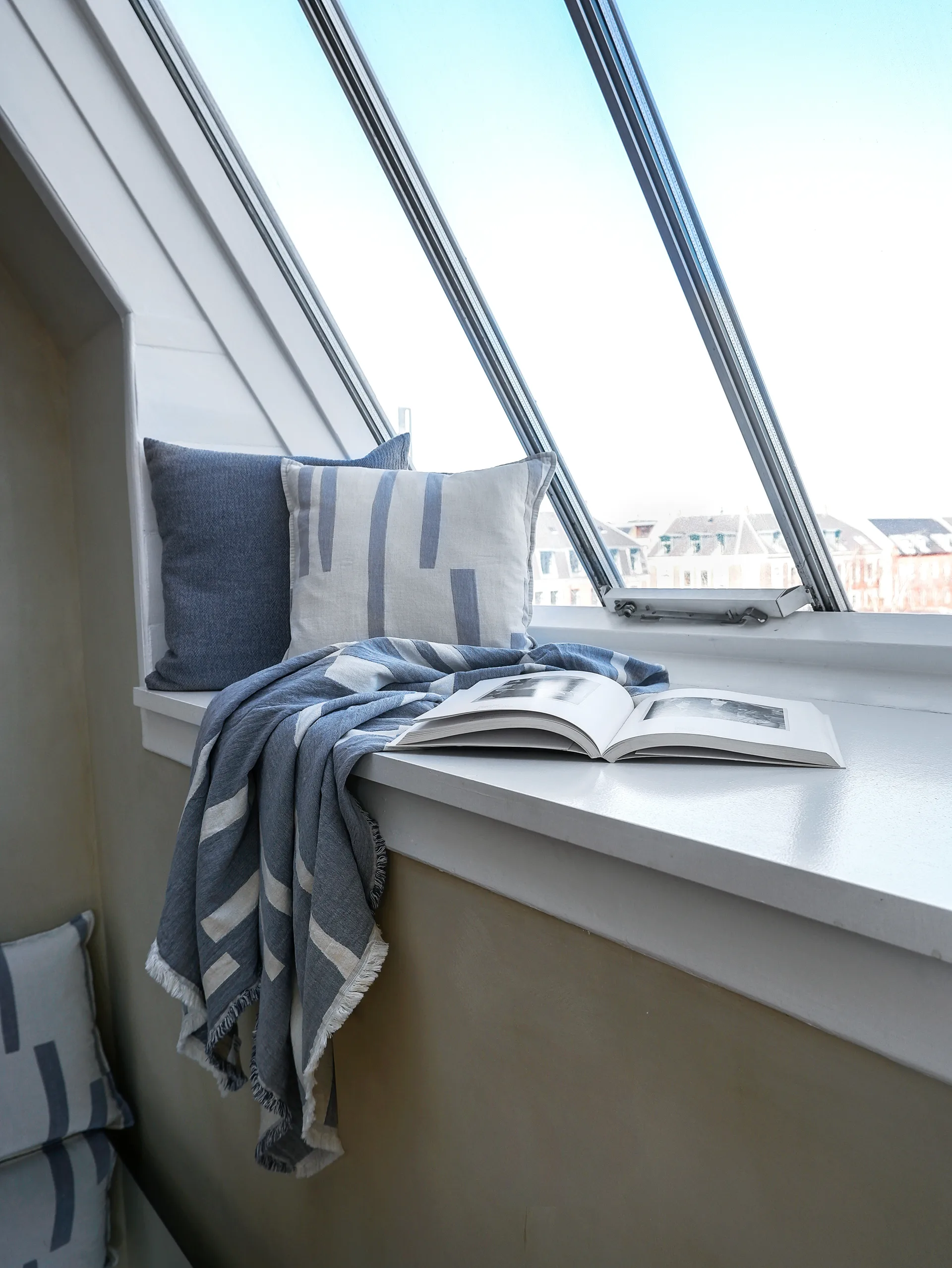 Lyme Grass throw 130x180 cm, Blue Elvang Denmark