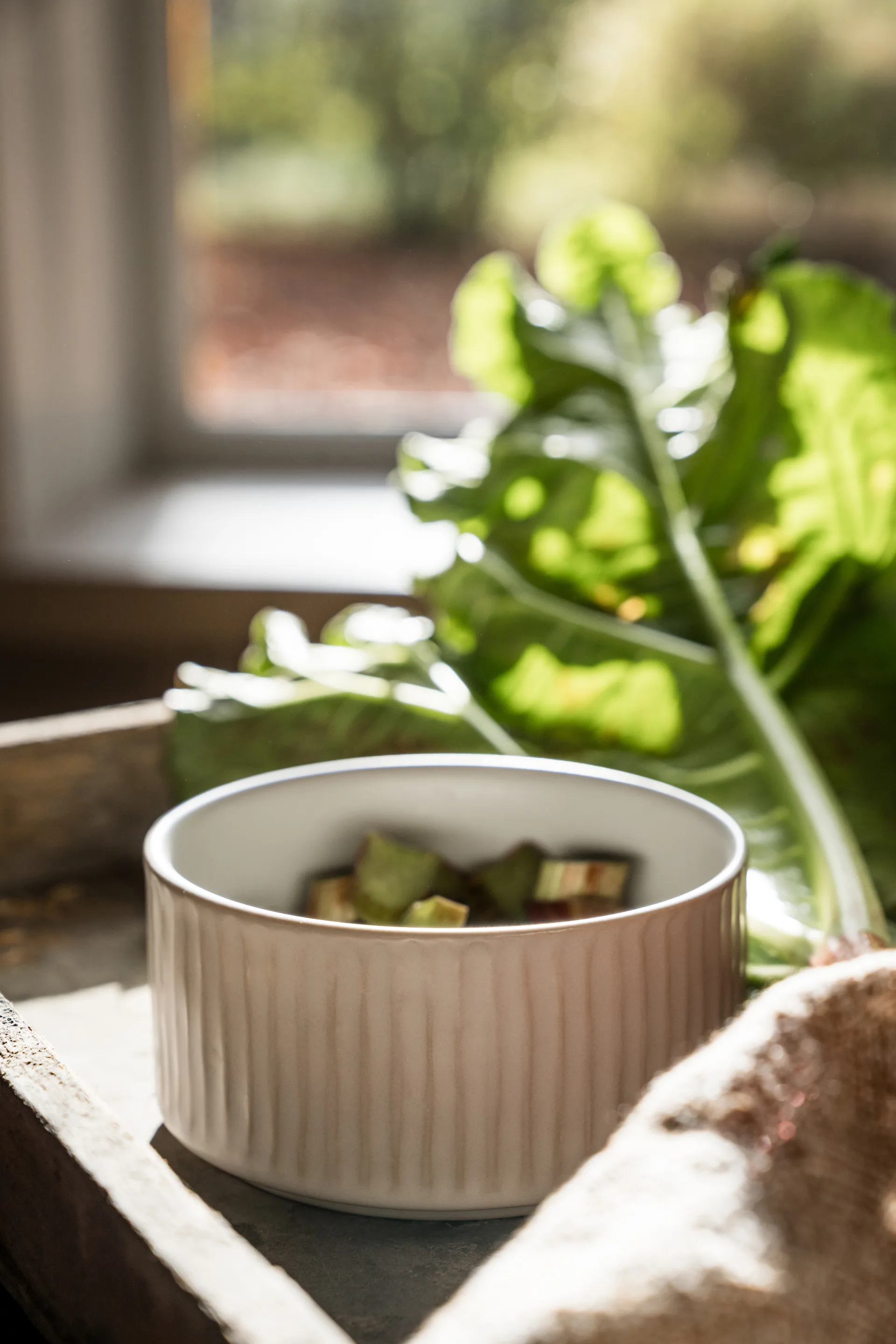 Ernst bowl ribbed Ø12 cm, Off-white ERNST