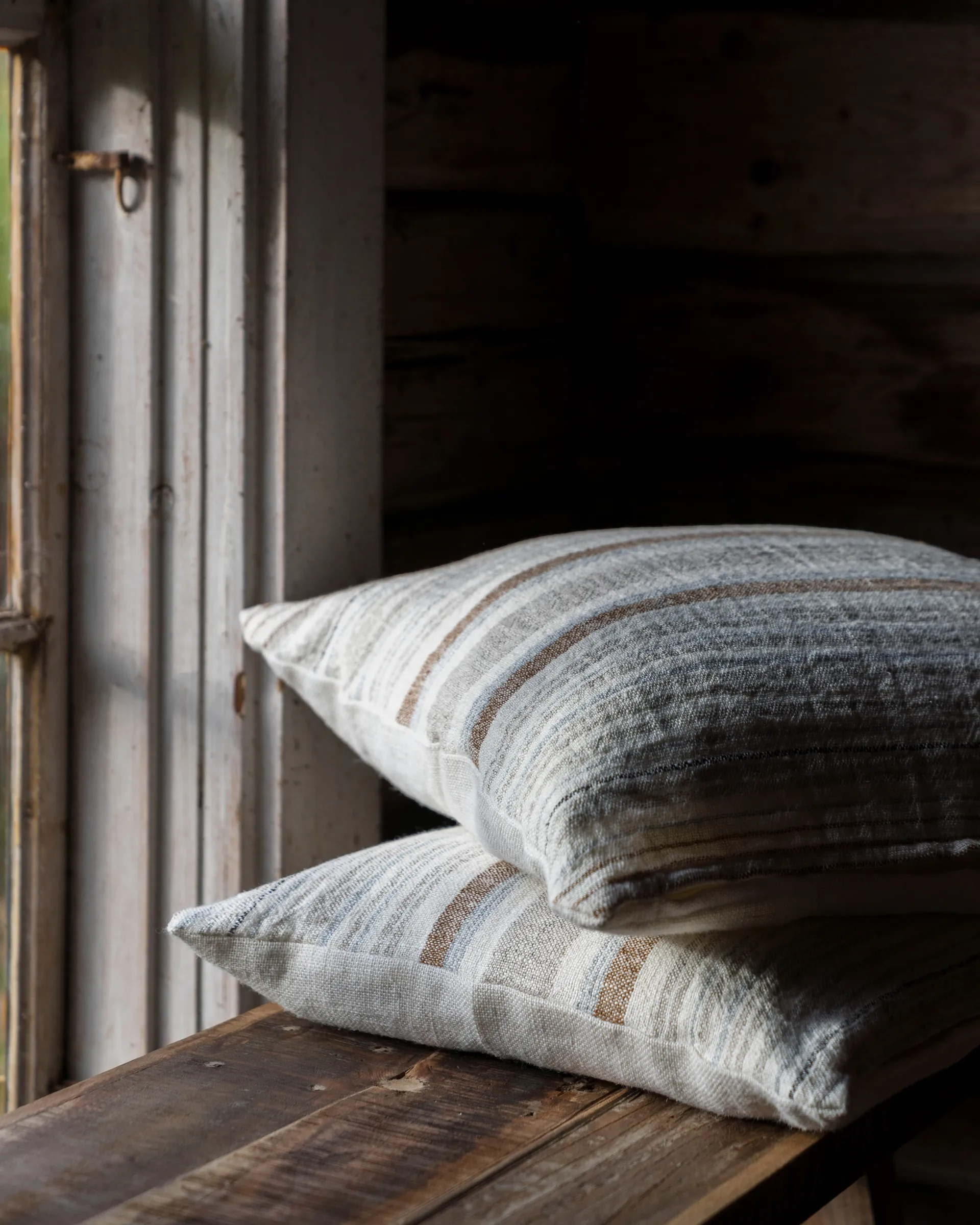 Ernst cushion cover half-linen 50x50 cm, Multi-light blue ERNST