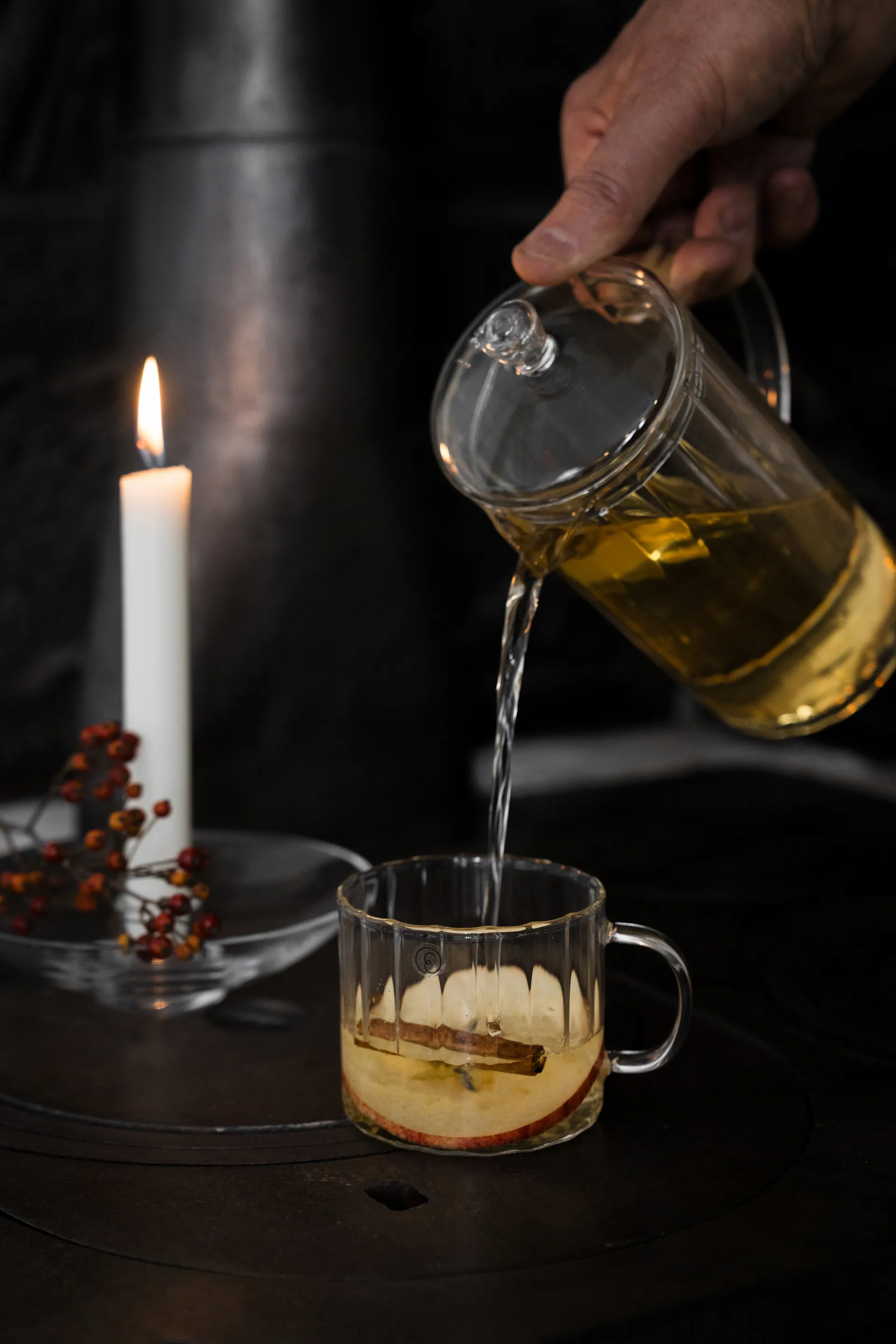 Ernst glass jug ribbed 1 L, Clear ERNST