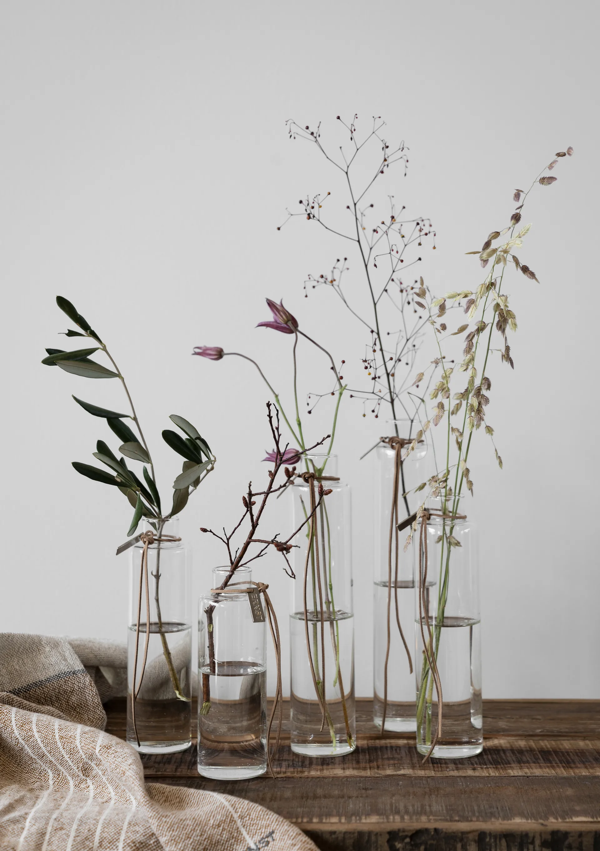 Ernst glass vase Ø5 cm, H 23 cm ERNST