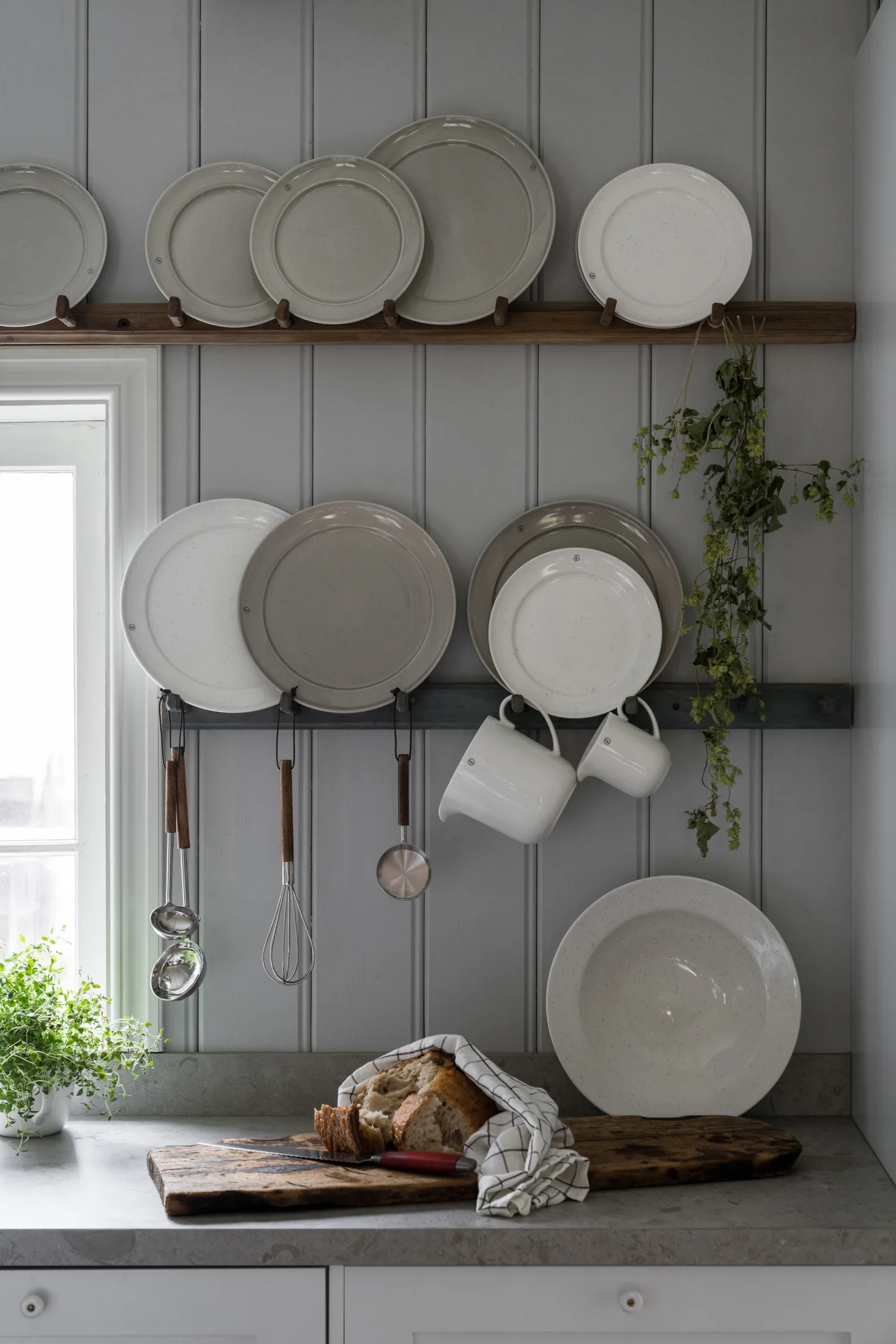 Ernst side plate Ø22 cm, Sand ERNST