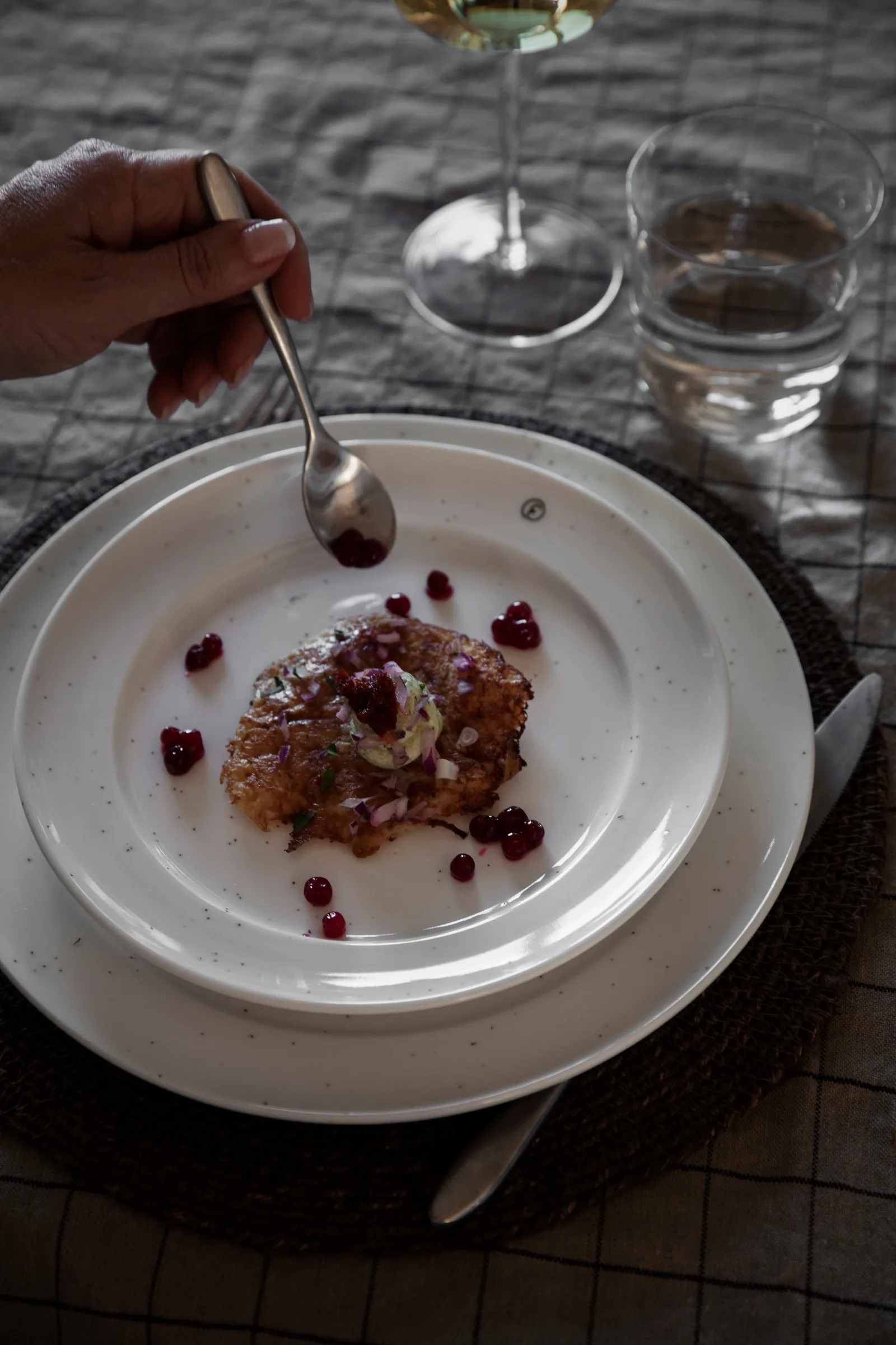 Ernst side plate Ø22 cm, Vanilla ERNST