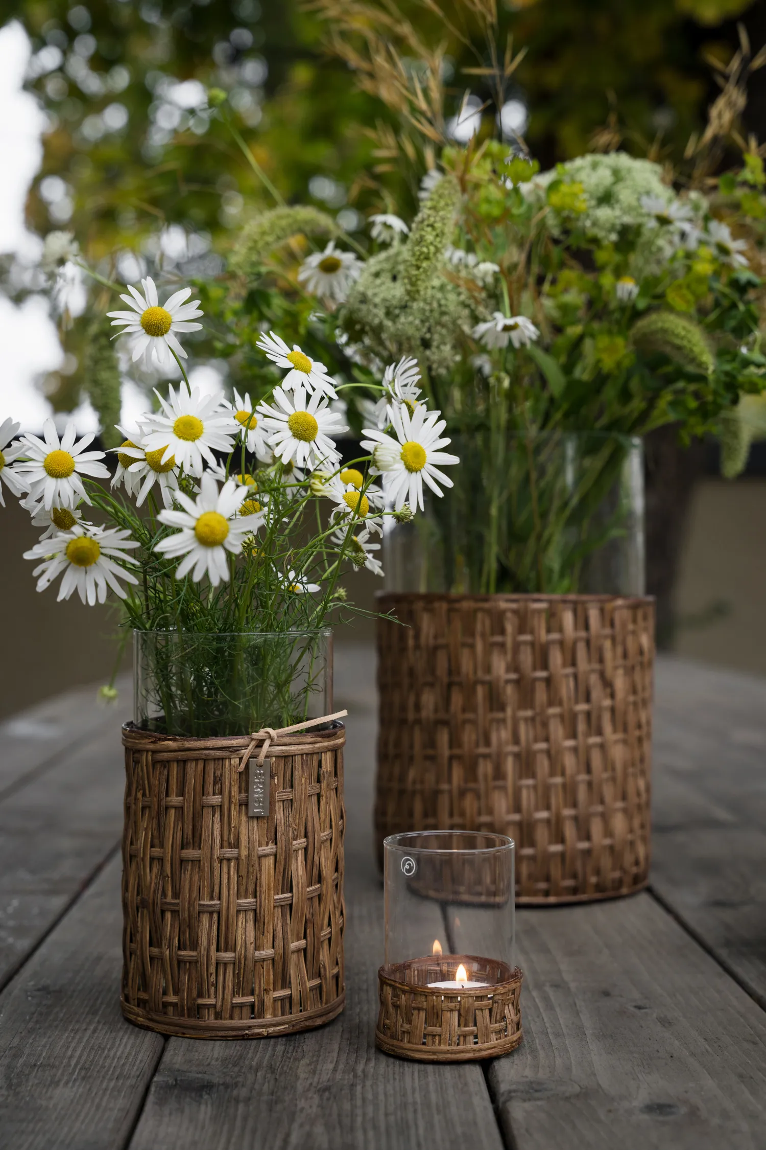 Ernst vase/tealight holder in basket, Dark brown, Ø10x12 cm ERNST