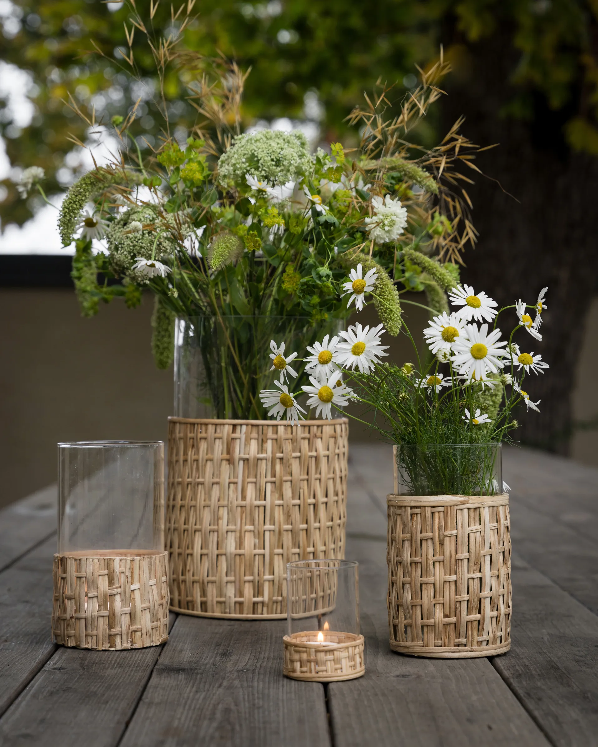 Ernst vase/tealight holder in basket, Nature, Ø10x18 cm ERNST