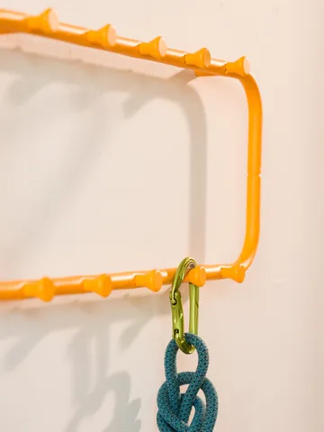 Classic coat rack 120 cm - Sun yellow - Essem Design