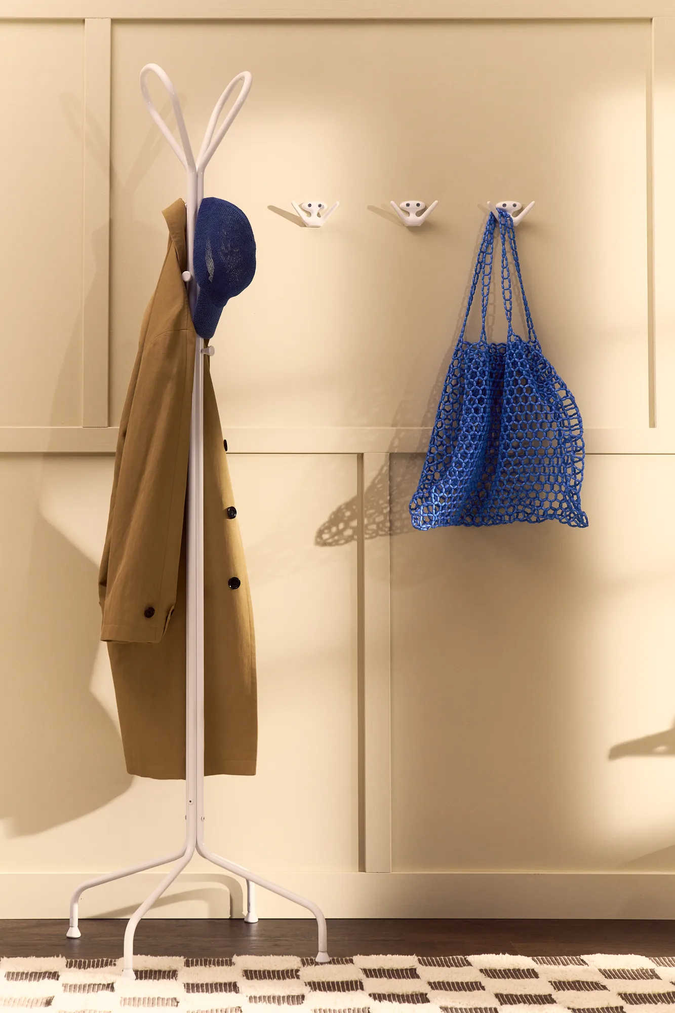 Classic drum major, White Essem Design