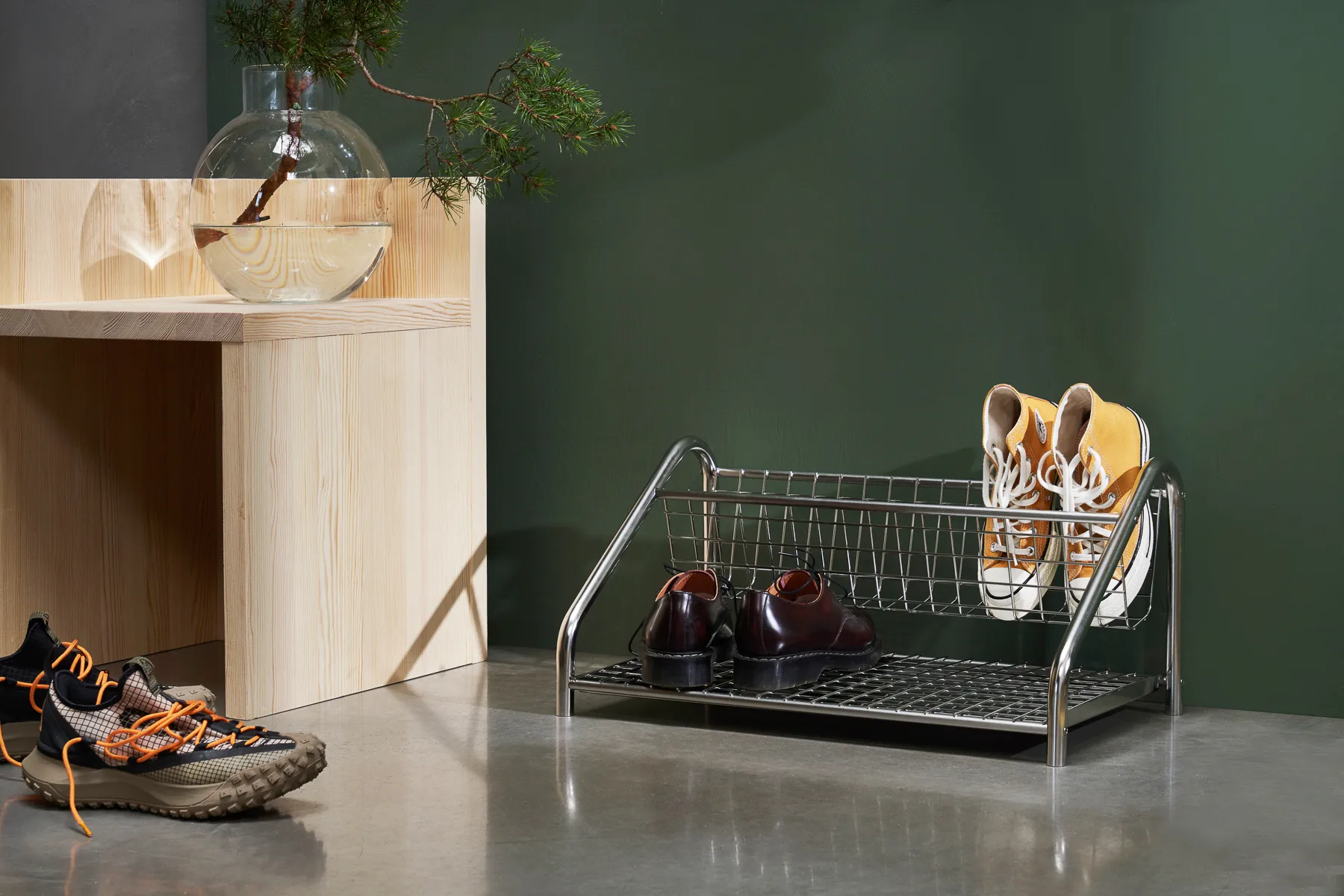 Funk shoe shelf, Stainless steel Essem Design