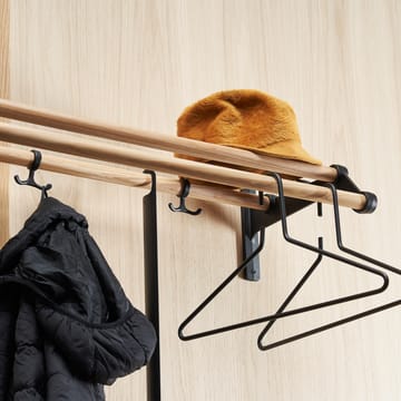 Nostalgi 291 hat shelf 100 cm - Oak -aluminum - Essem Design