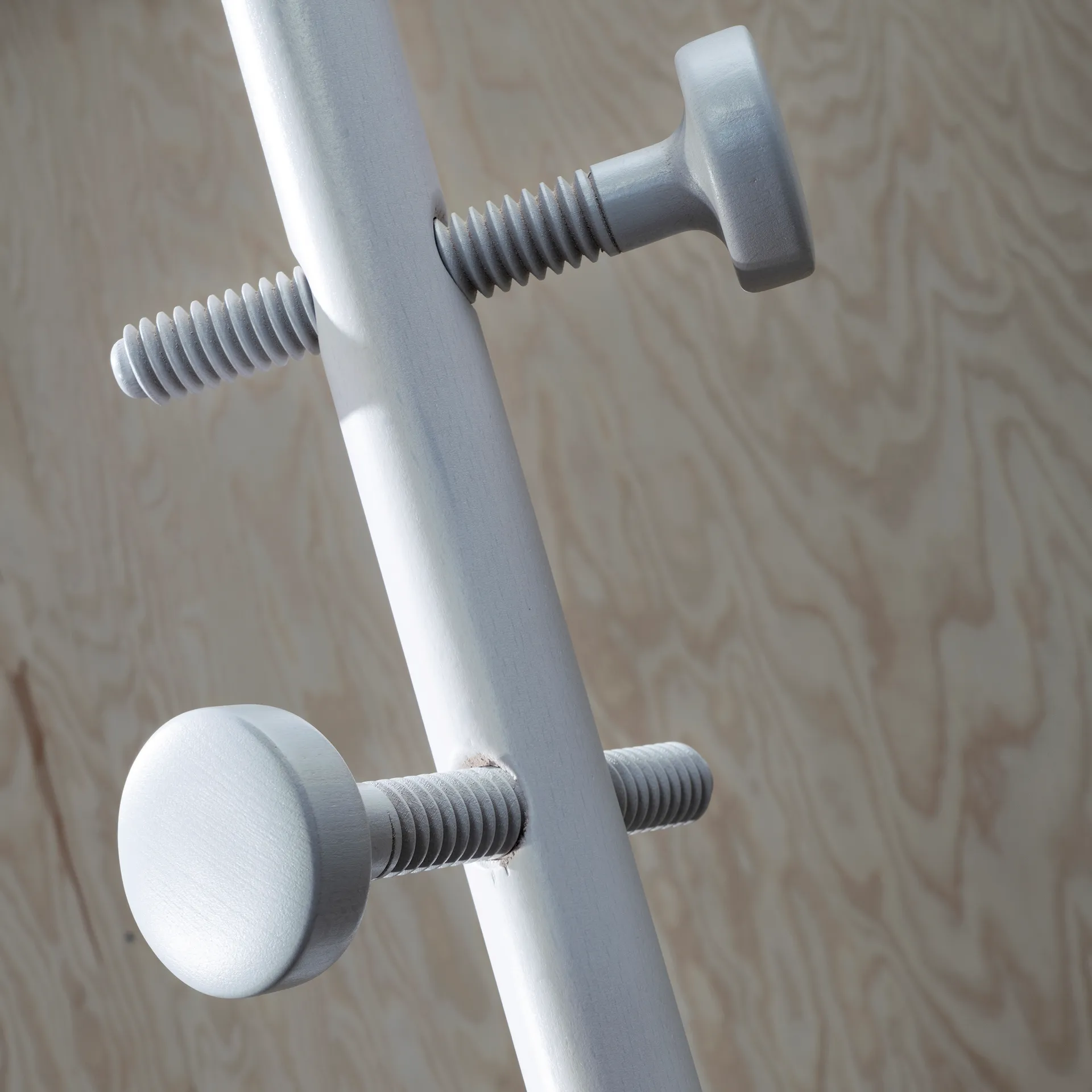 Screwed coatstand, White-stained Essem Design