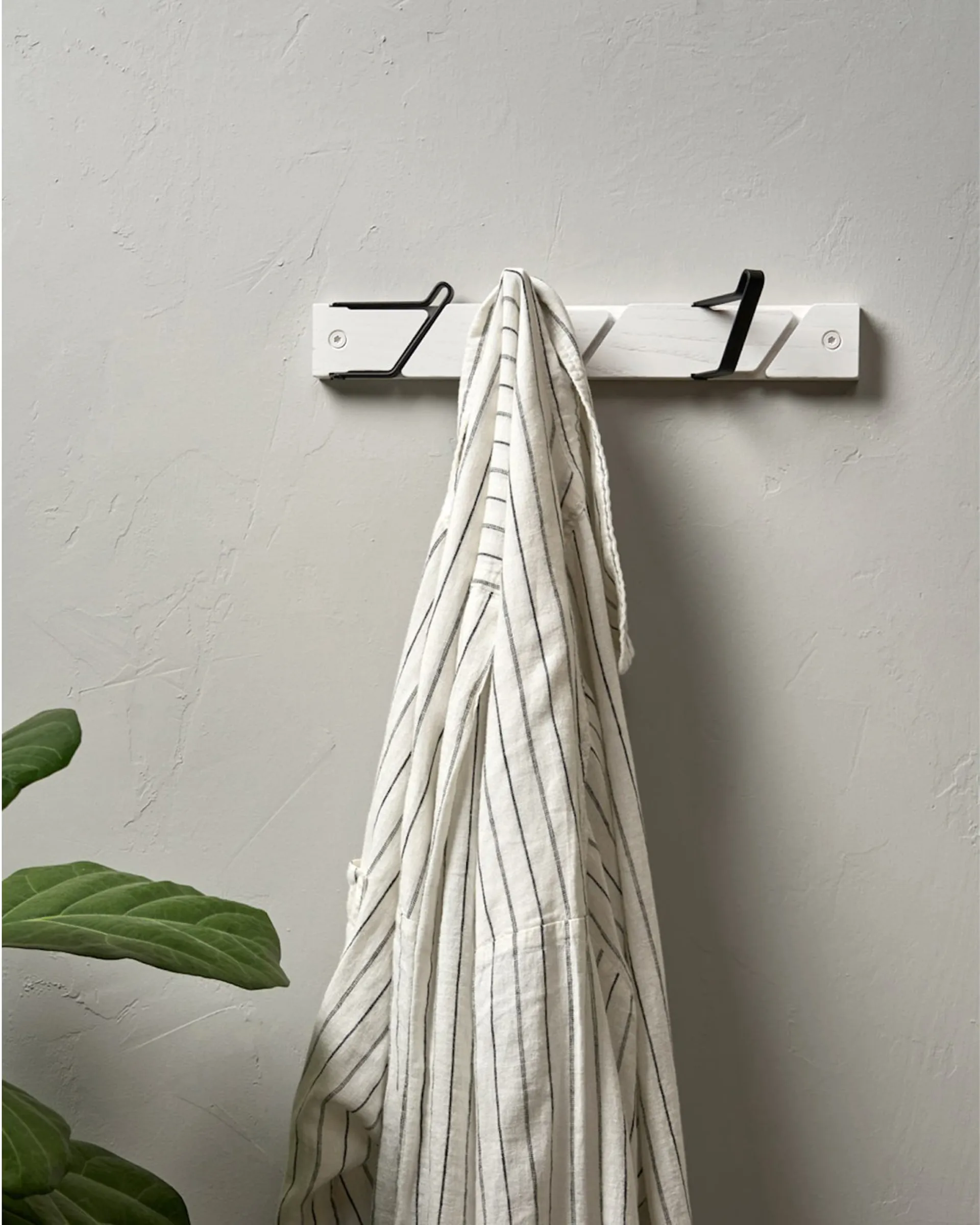 Tamburin coat hook 31.5 cm, White-black Essem Design
