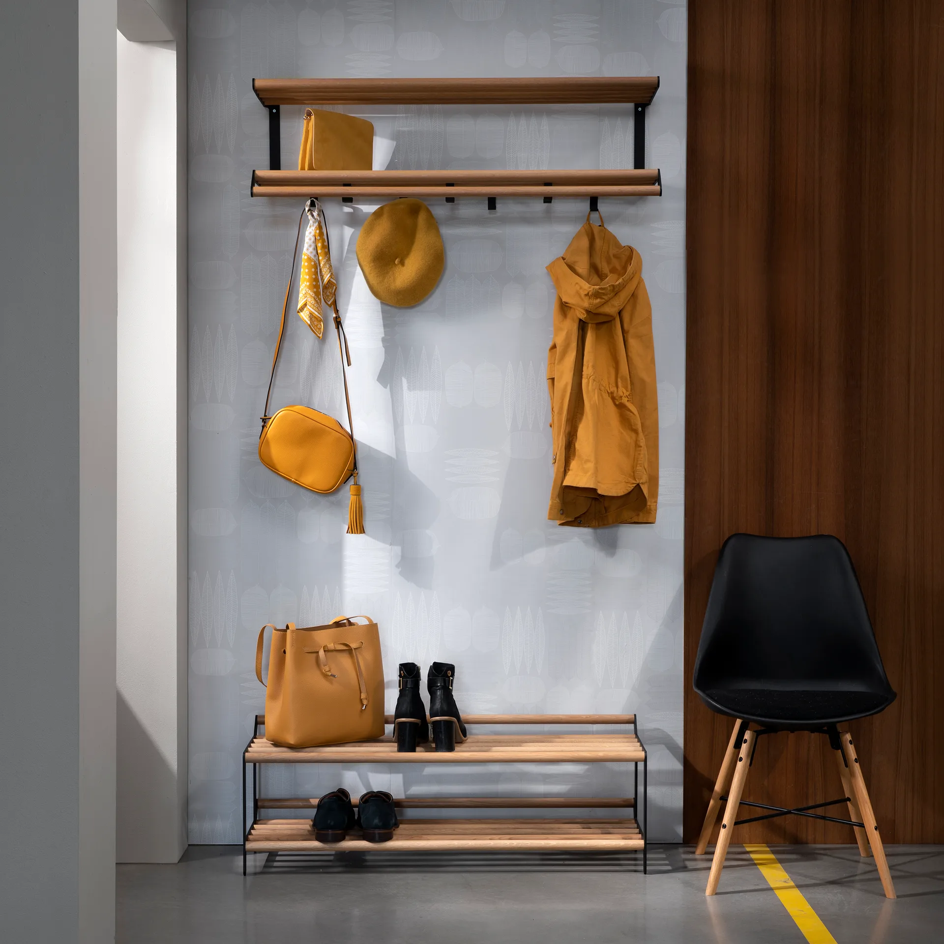 Tamburin hat rack 100 cm, oak-black Essem Design