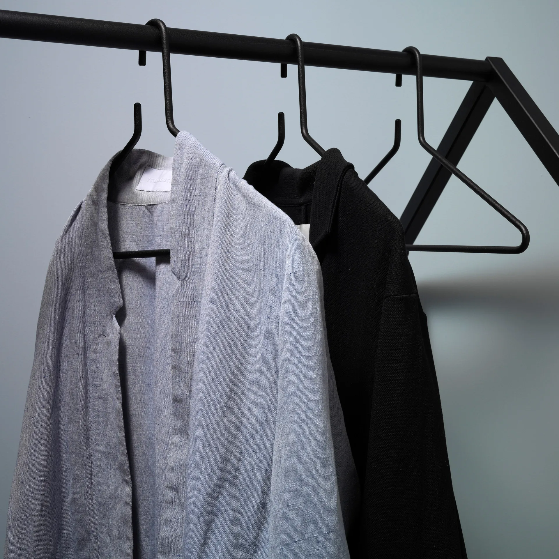 Triangel hanger 3-pack, black Essem Design