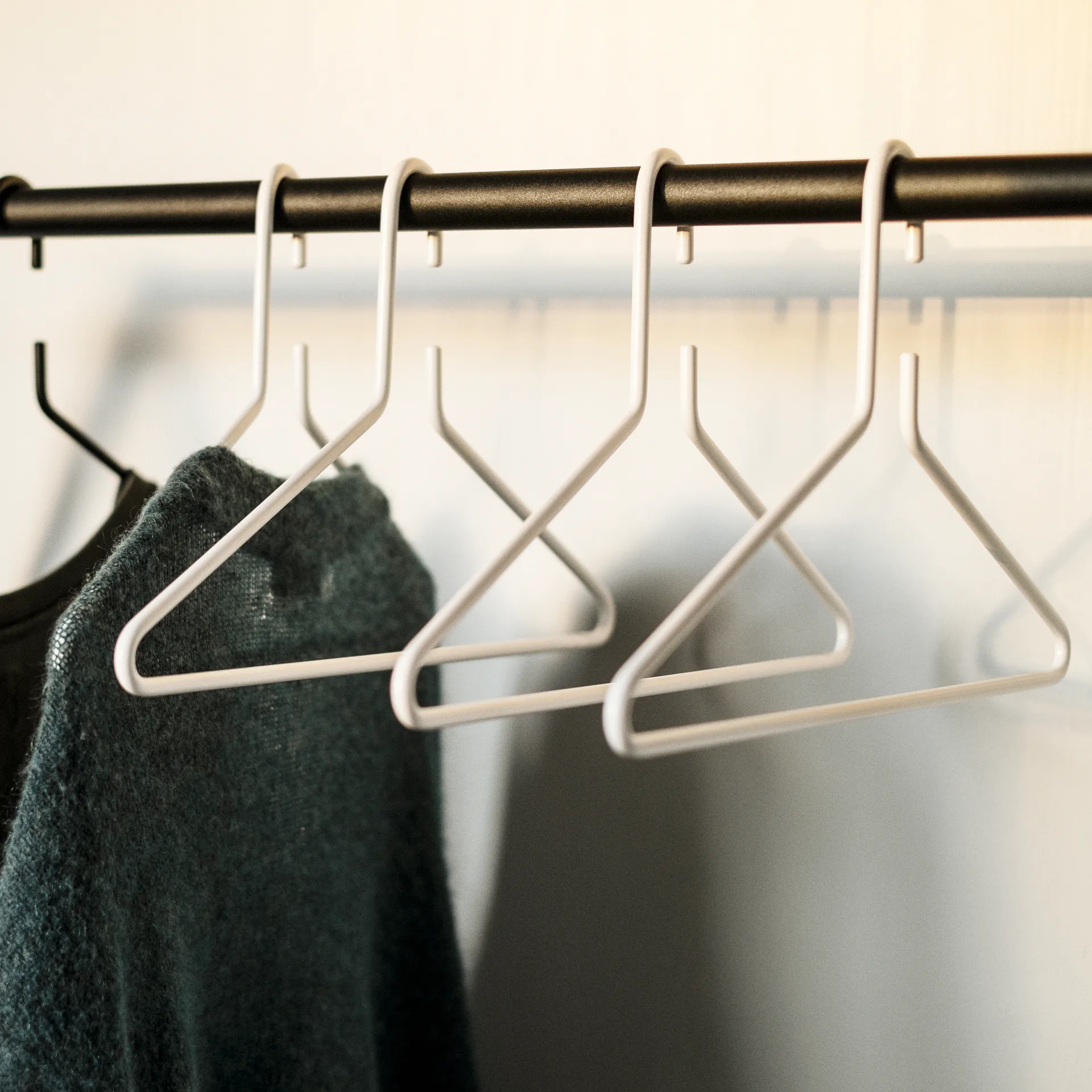 Triangel hanger 3-pack, white Essem Design