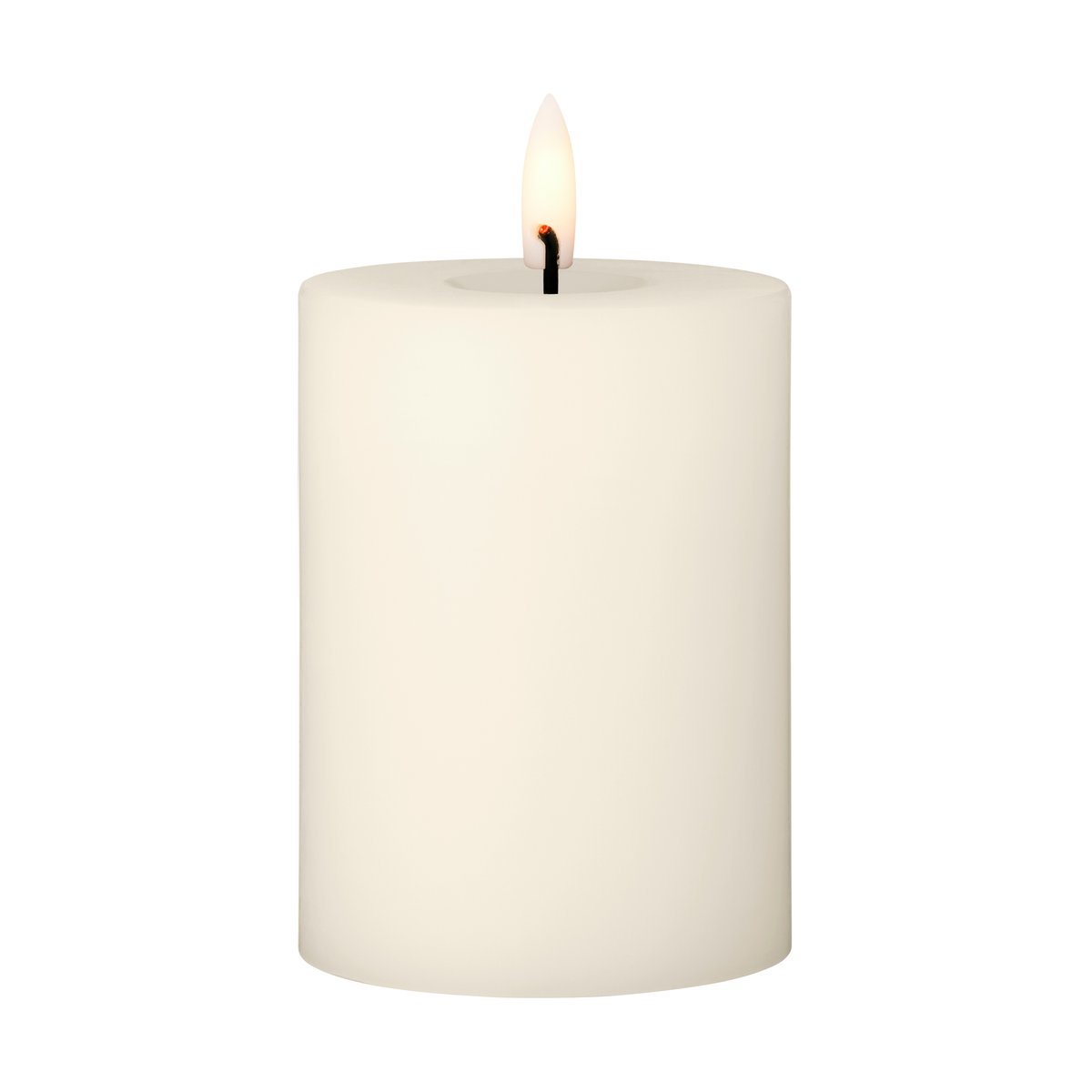 ester & erik pillar candle LED o7.5x10 cm 06 Ivory | Scandinavian Design | String lights & decorative lighting | White