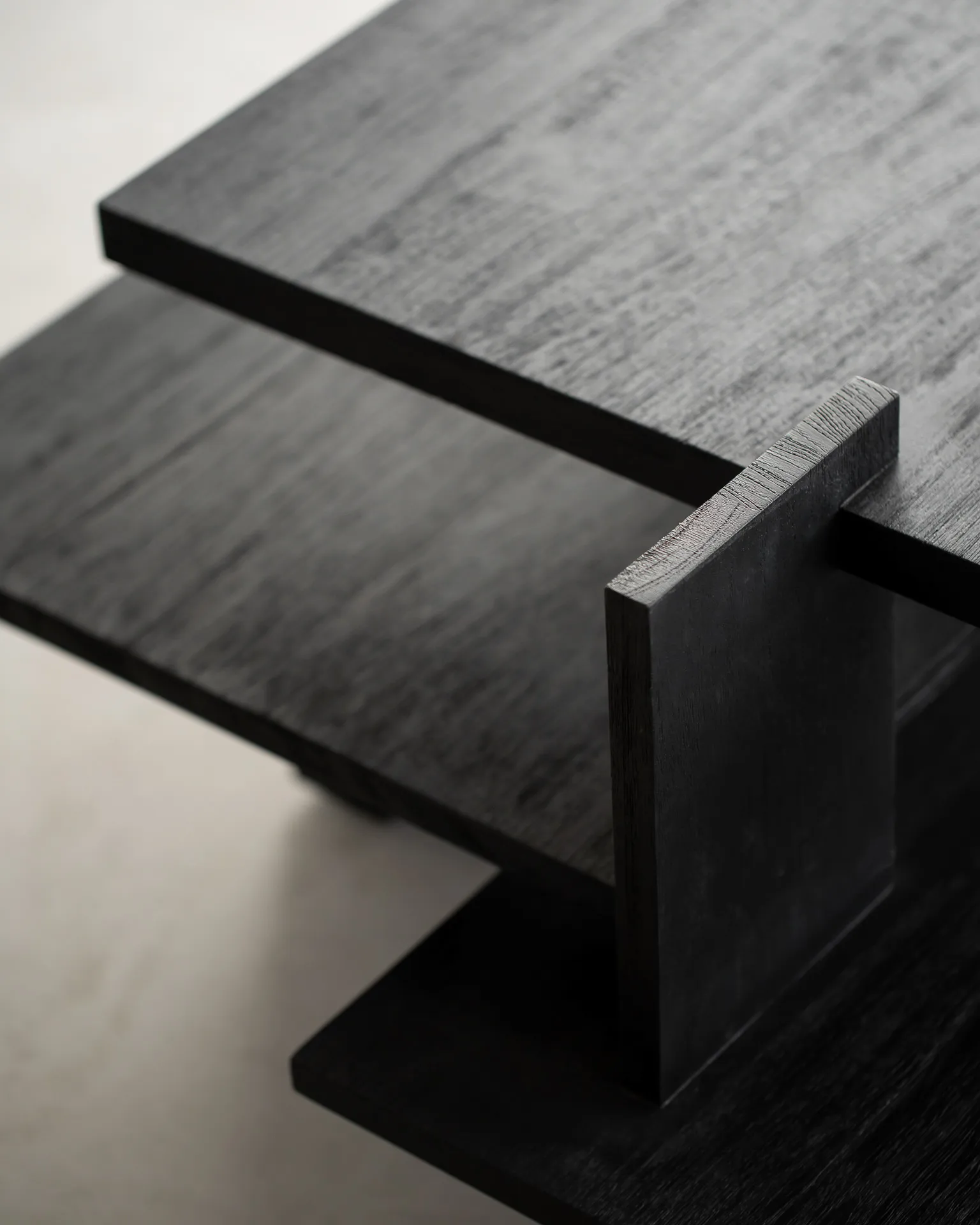 Abstract coffee table, Teak 140x85 cm Ethnicraft