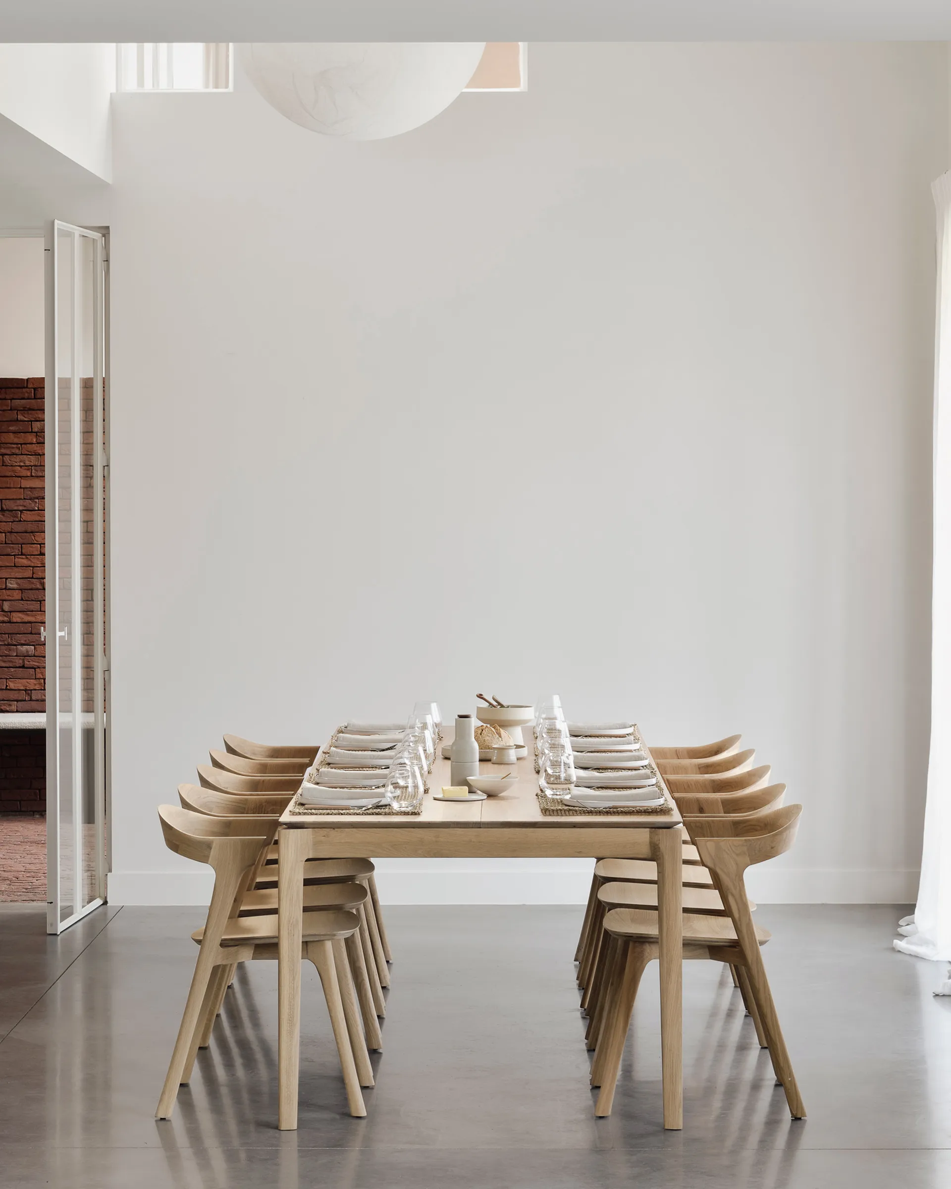 Bok dining table 200/300x100x76 cm, Hardwax oiled oak Ethnicraft