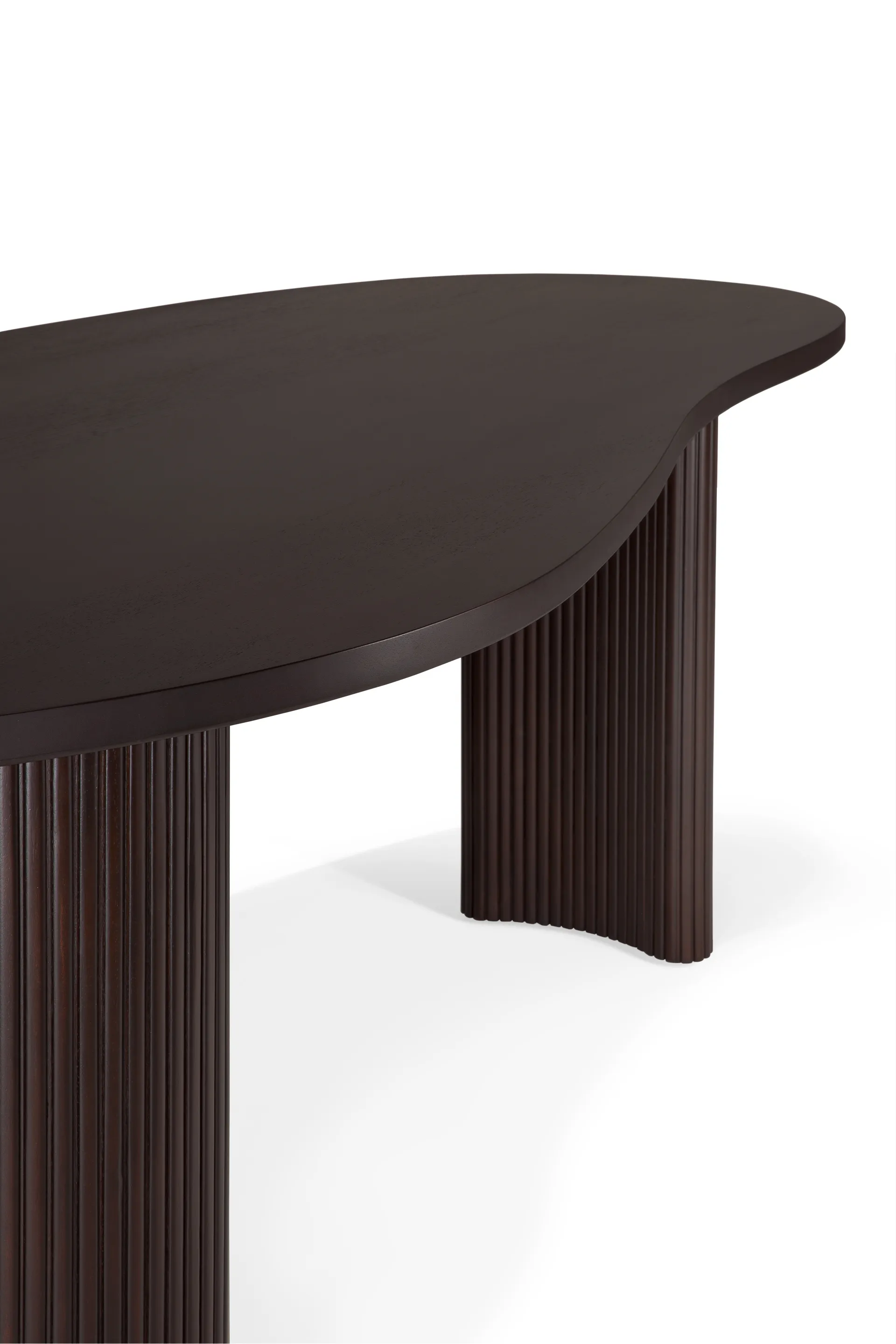 Boomerang desk, Dark brown mahogany, 200x100x76 cm Ethnicraft