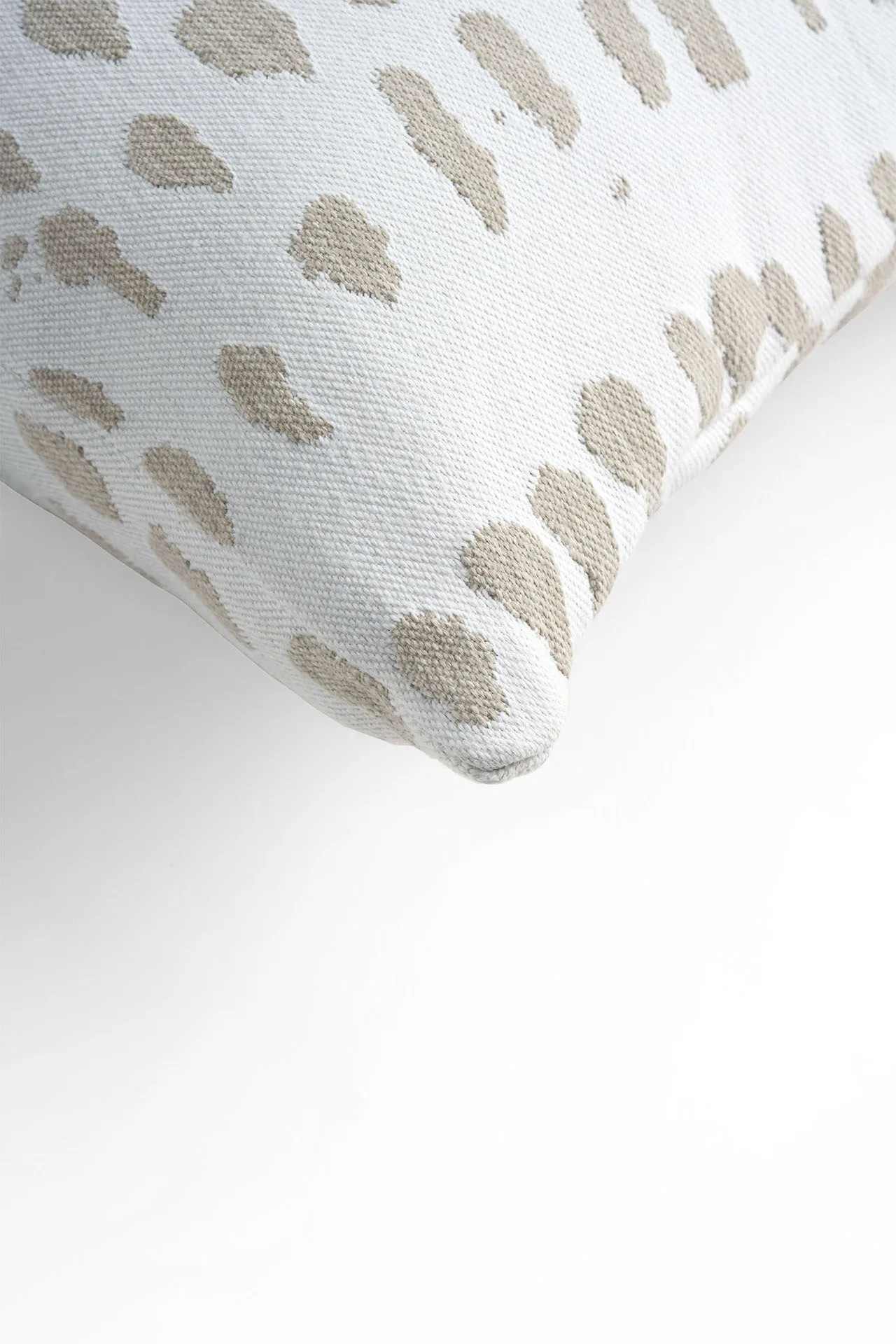 Dots outdoor cushion 40x60 cm, Lumbar (beige) Ethnicraft