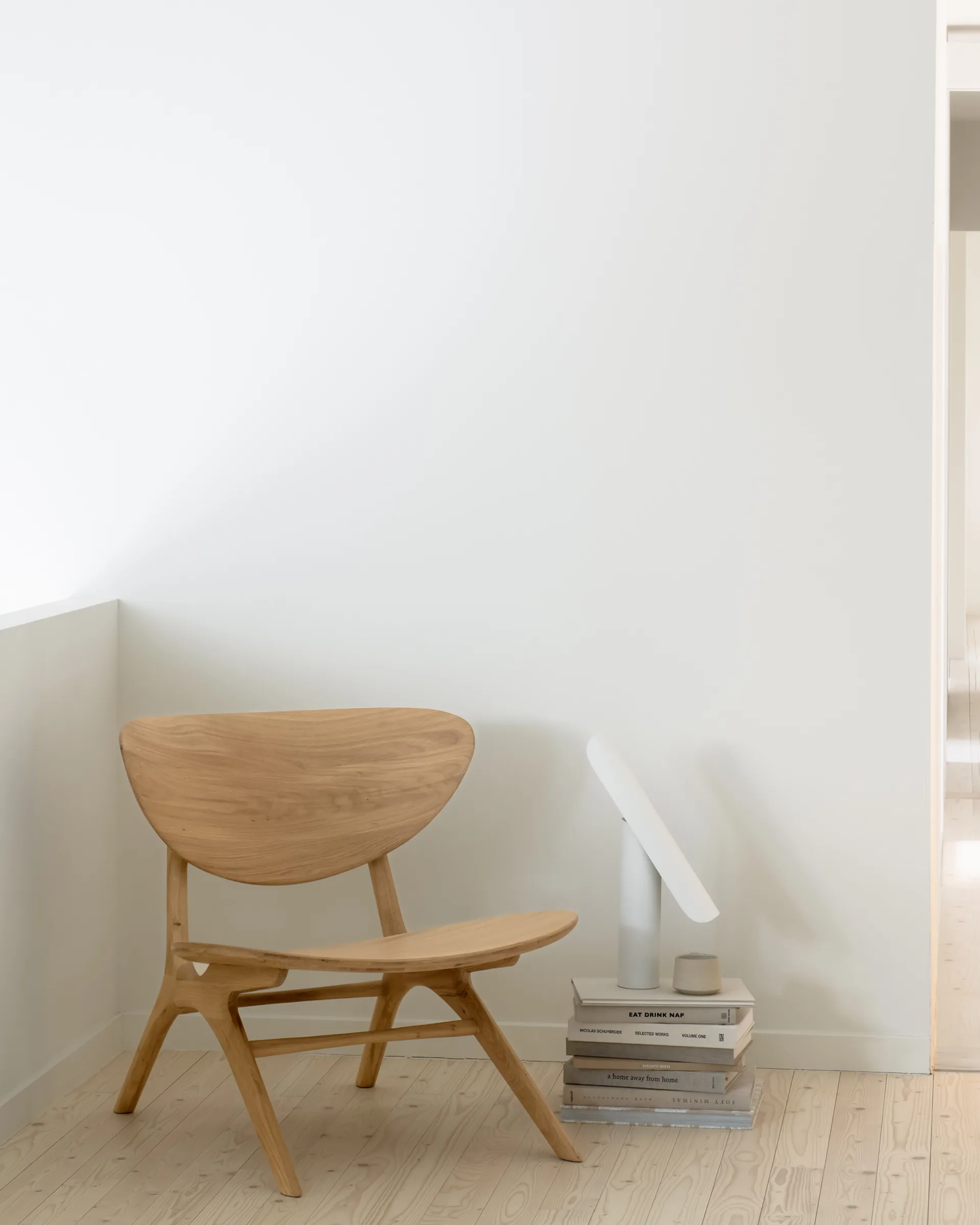 Eye lounge armchair, Hardwax oiled oak Ethnicraft