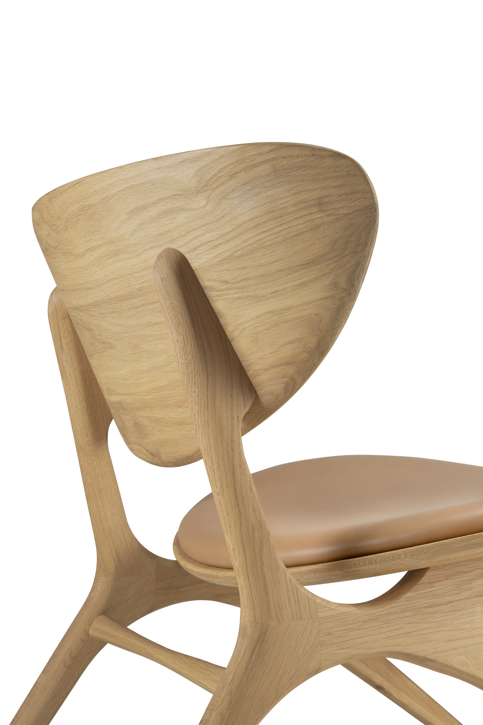 Eye lounge armchair, Lacquered oak-leather Sienna Ethnicraft