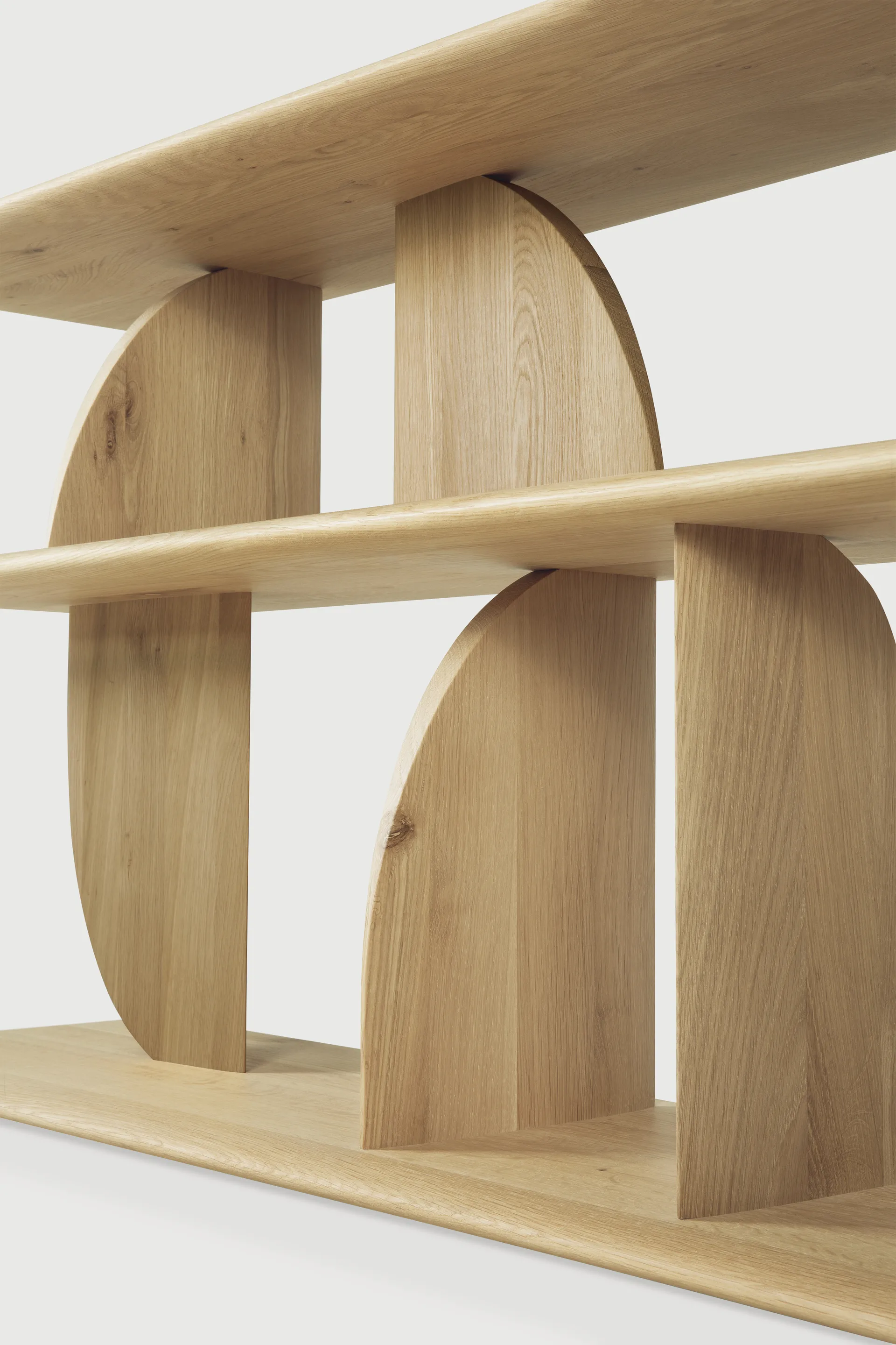 Geometric console, Oak Ethnicraft