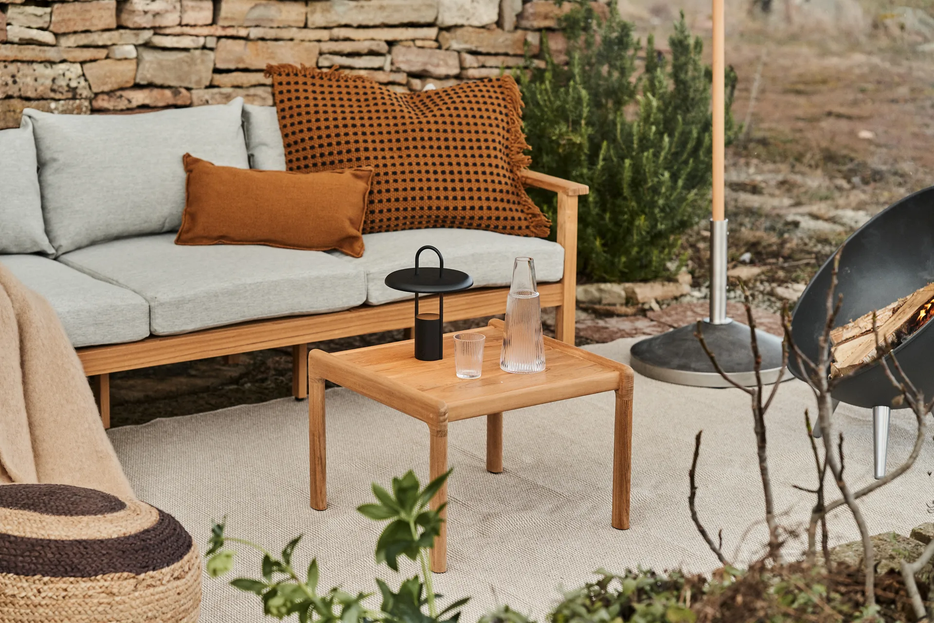 Jack outdoor side table teak, 54x54 cm Ethnicraft