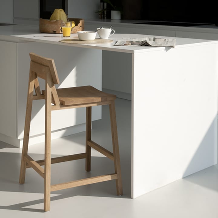 N3 barstool, Oak wax oil 49x50 cm Ethnicraft