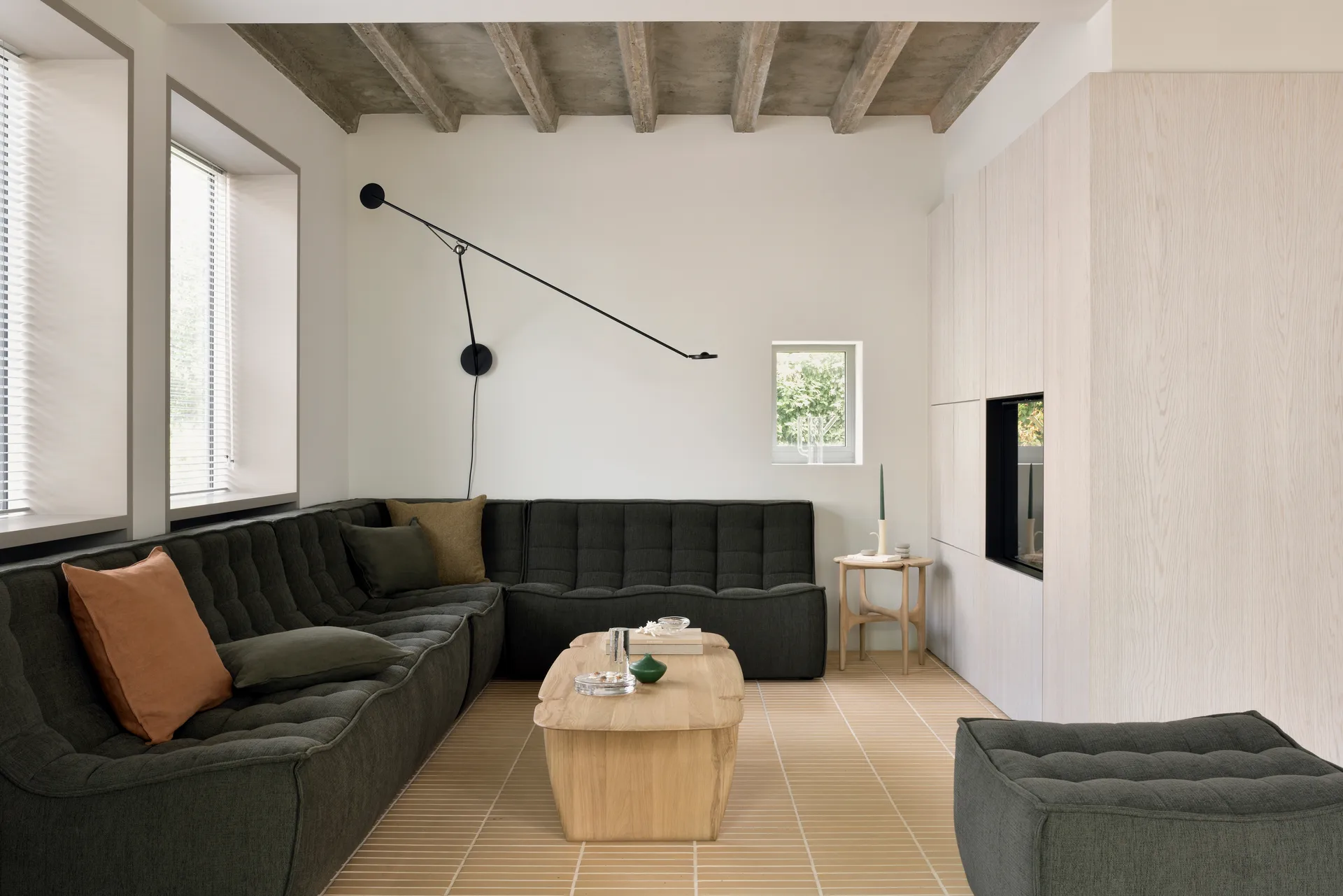 N701 modular corner sofa with straight corner, fabric Moss Eco, 301x231 cm Ethnicraft