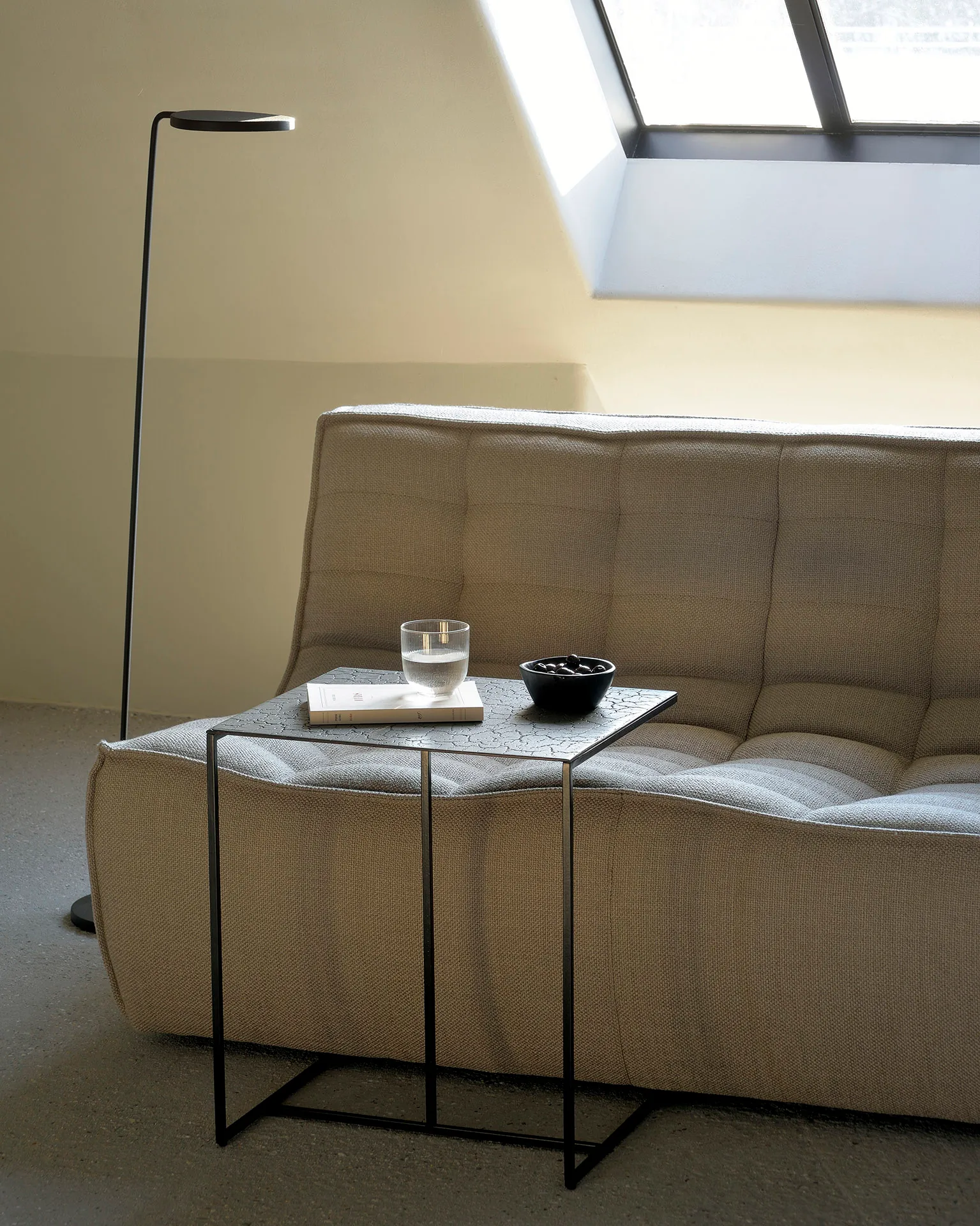 N701 sofa 2-seater, Fabric beige Ethnicraft