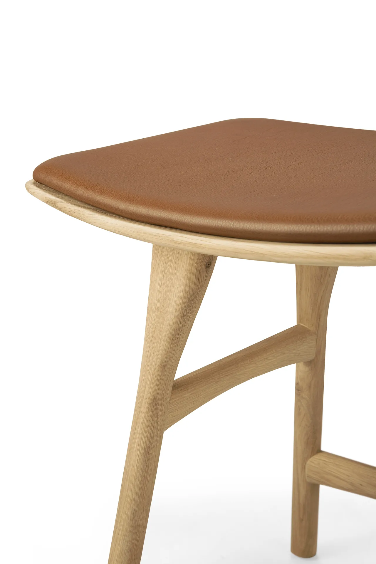 Osso stool 48x50 cm, Lacquered oak Ethnicraft