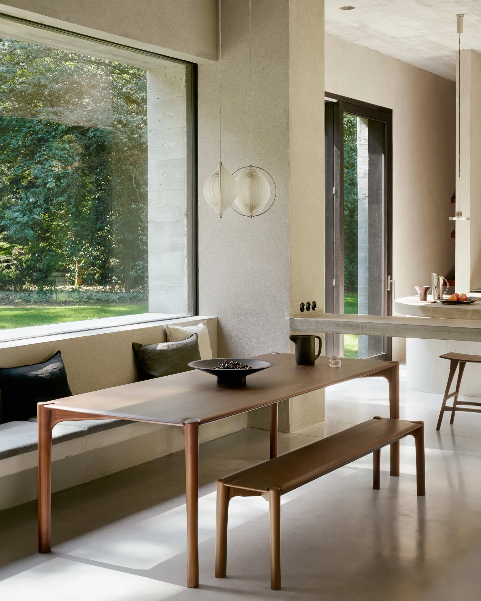 PI Dining table 240x100 cm, Lacquered teak brown Ethnicraft