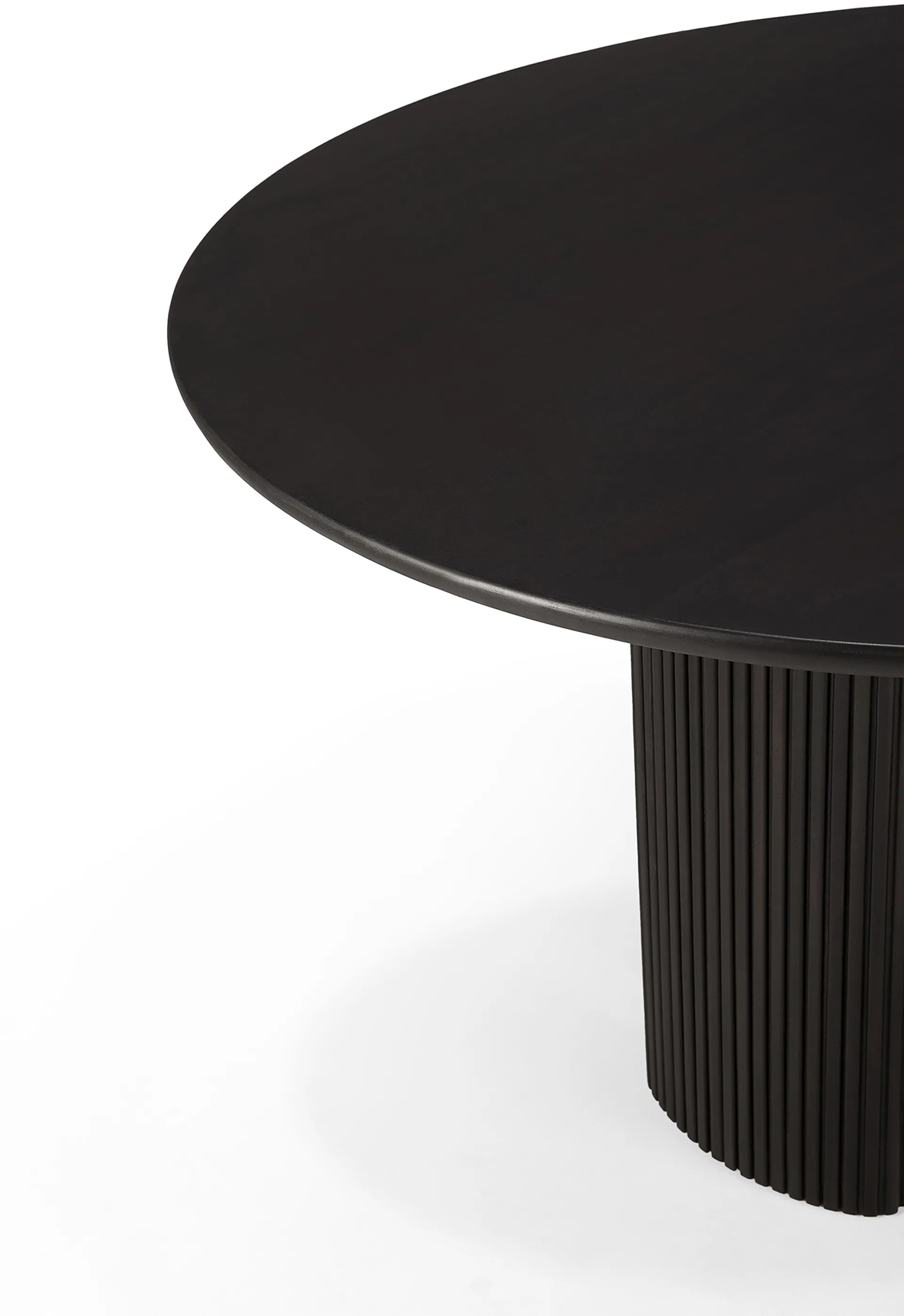 Roller Max mat table Ø150 cm, Dark brown stained mahogany Ethnicraft