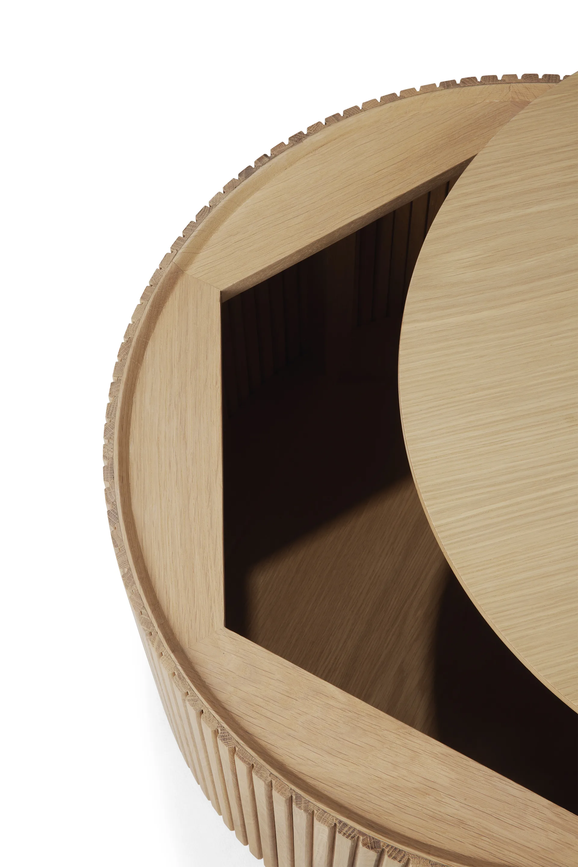Roller Max round coffee table, Oak, Ø60 cm Ethnicraft