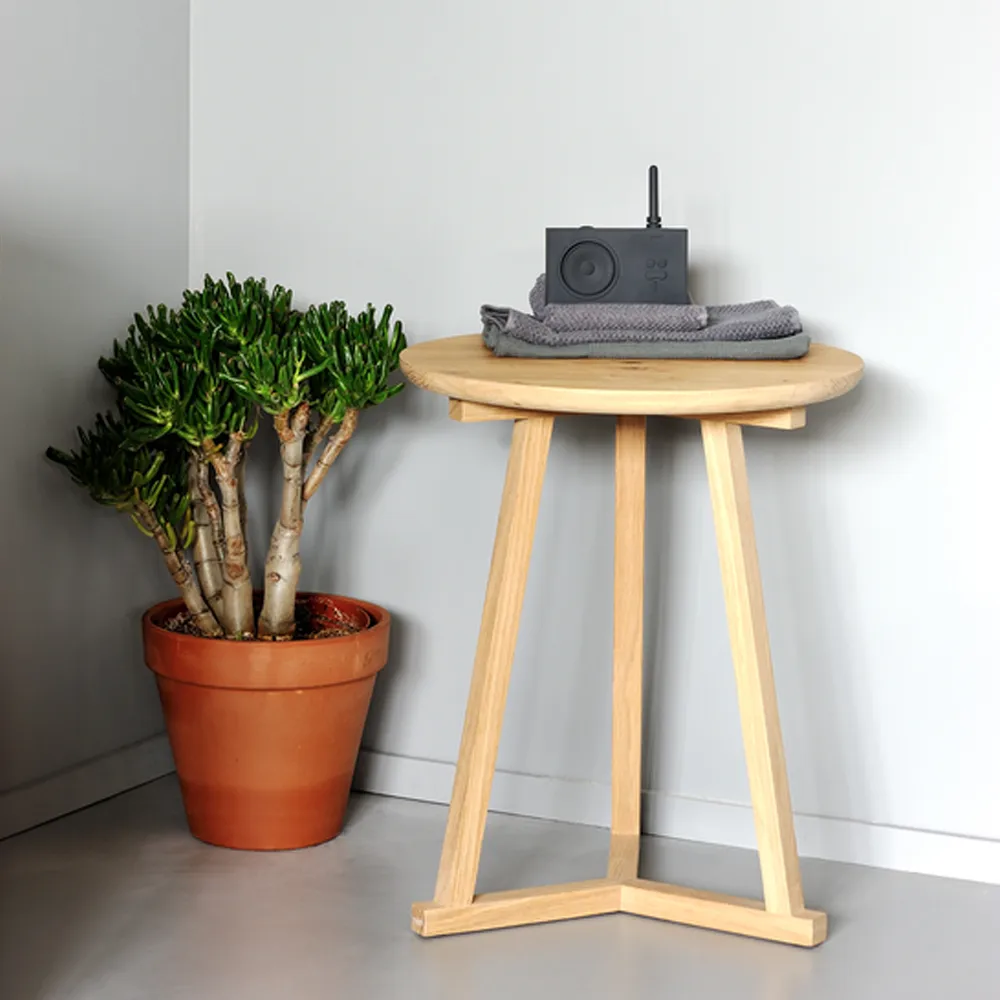 Tripod side table, Oak — Wax oil small 56x46 cm Ethnicraft