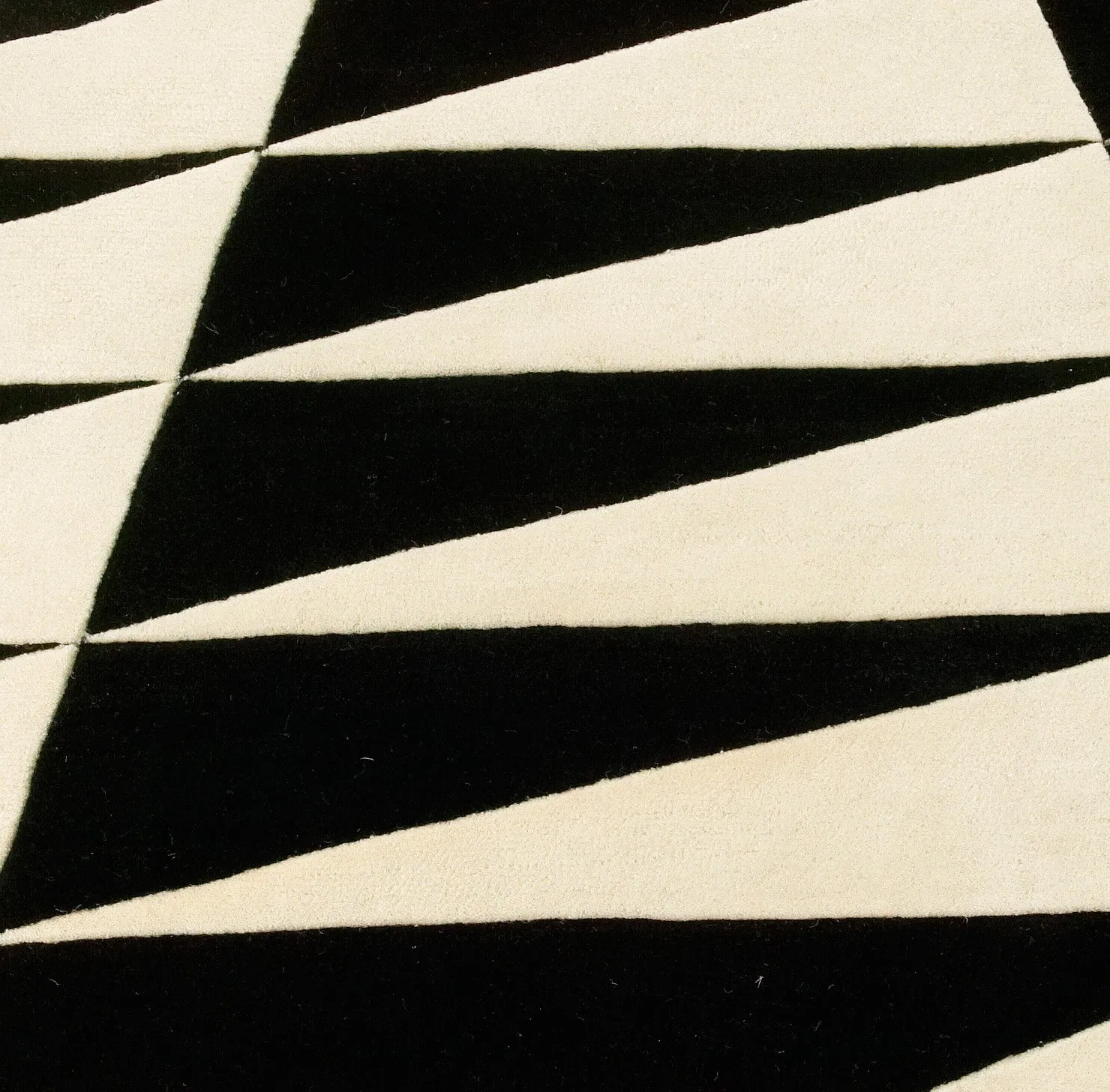 Stockholm round rug, ellipse 135x300 cm Etol Design